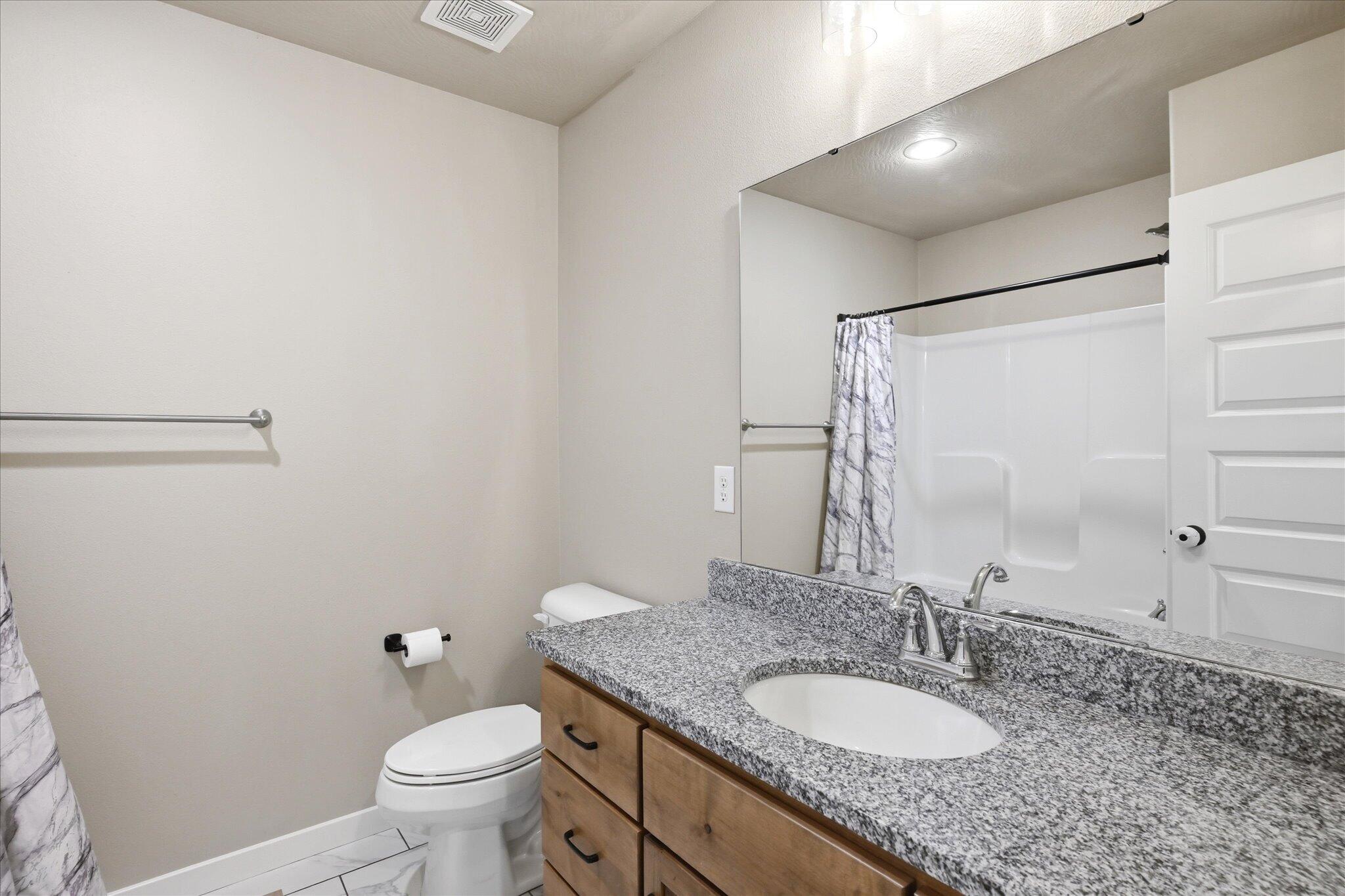802 South Wheaton Hills Drive Property Photo 22