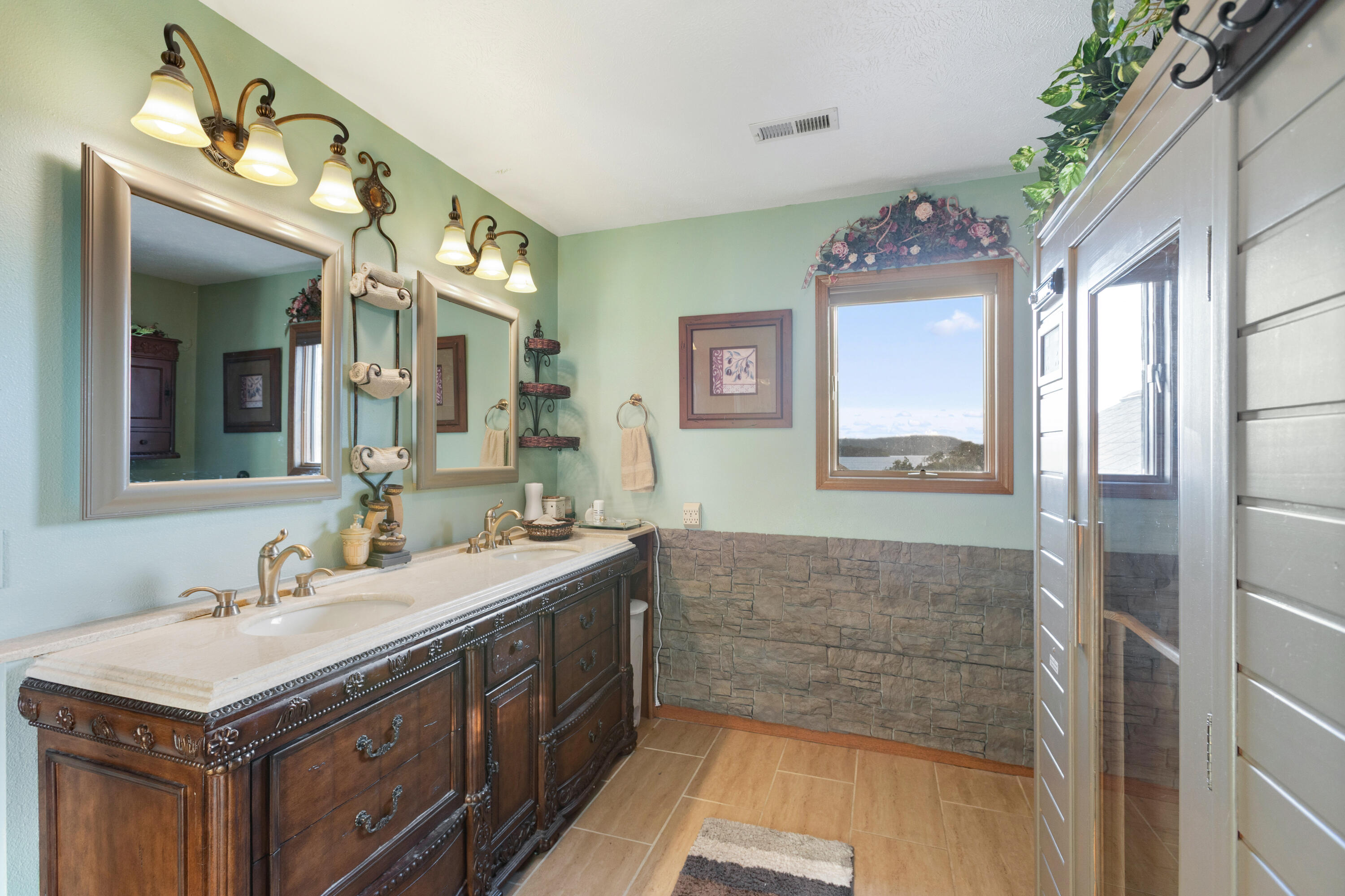 190 Potential Drive Property Photo 34