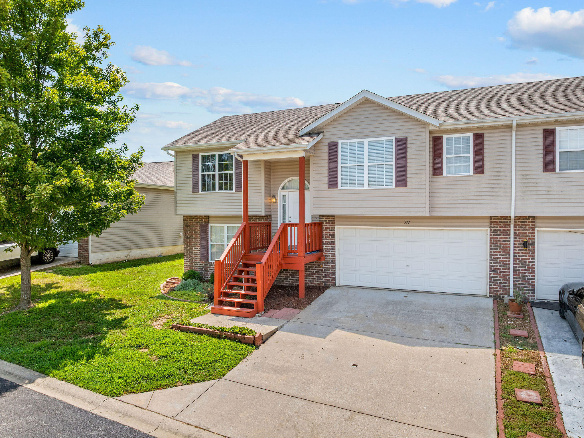 577 Van Buren Road Property Photo 6