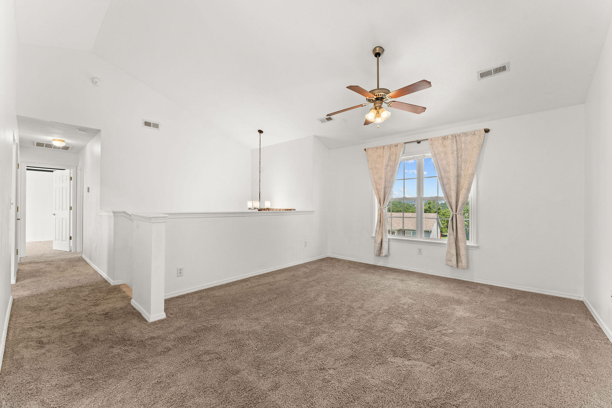 577 Van Buren Road Property Photo 7