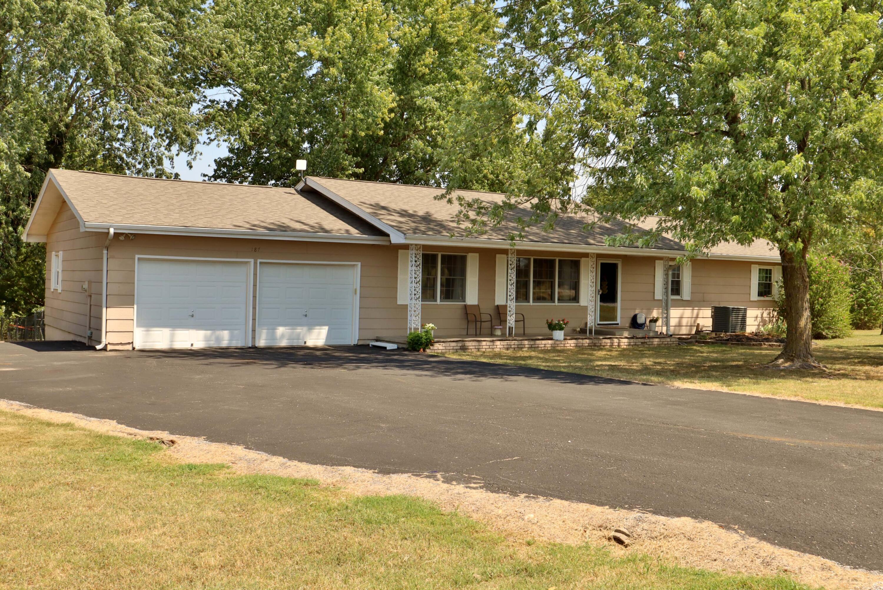 187 Rose Lane
