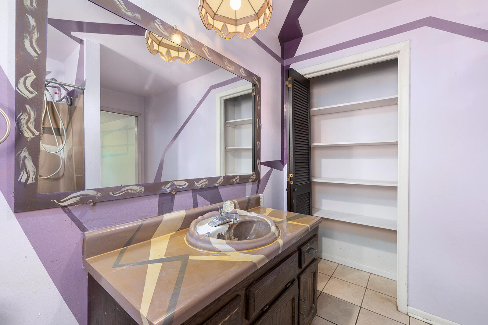 718 Baker Street Property Photo 23