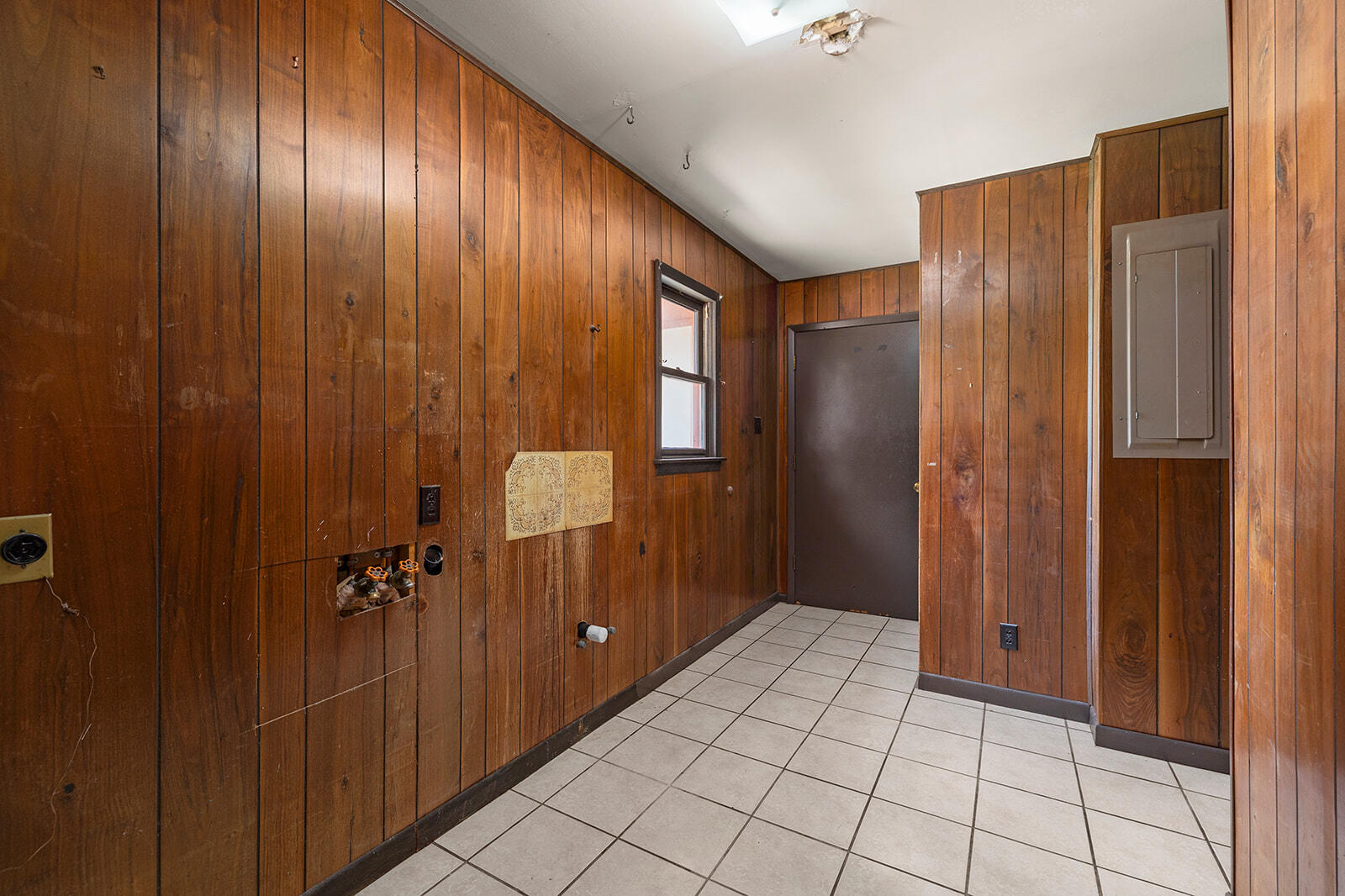 718 Baker Street Property Photo 27