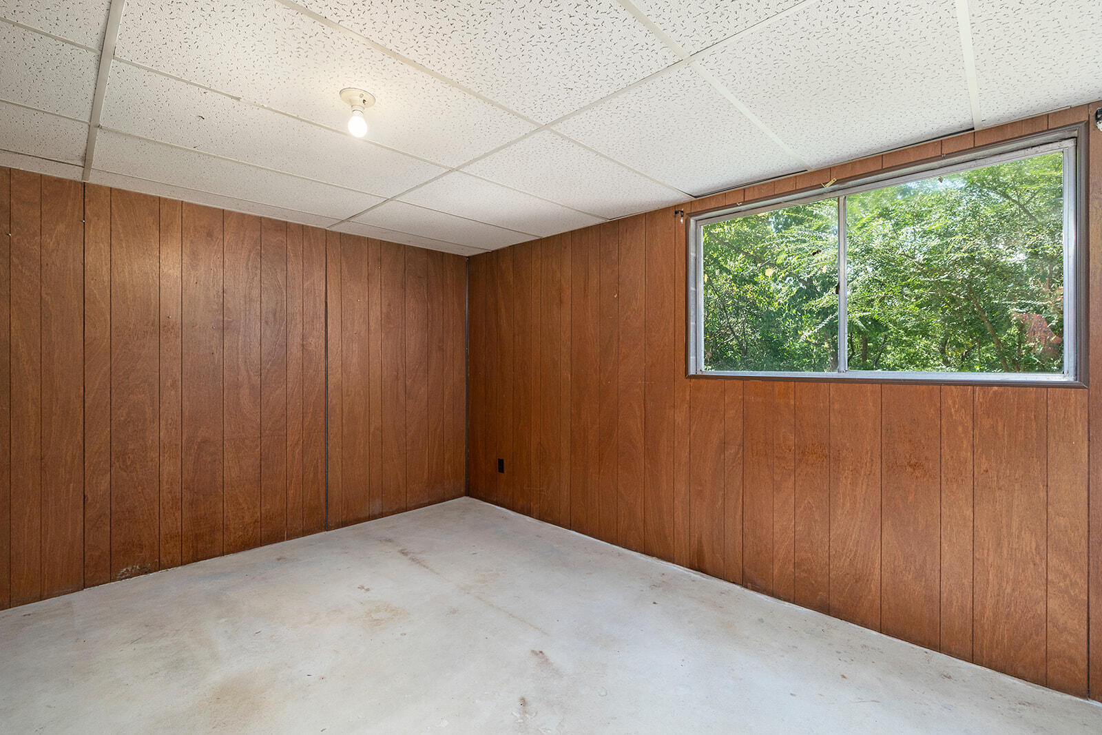 718 Baker Street Property Photo 33