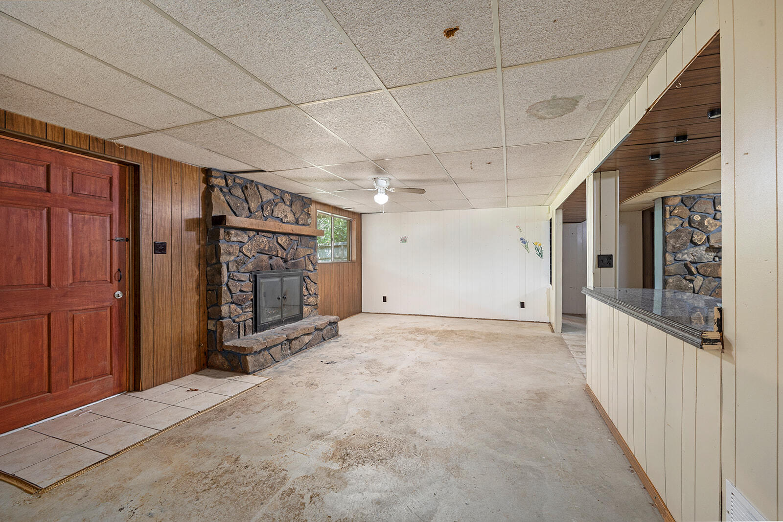718 Baker Street Property Photo 35