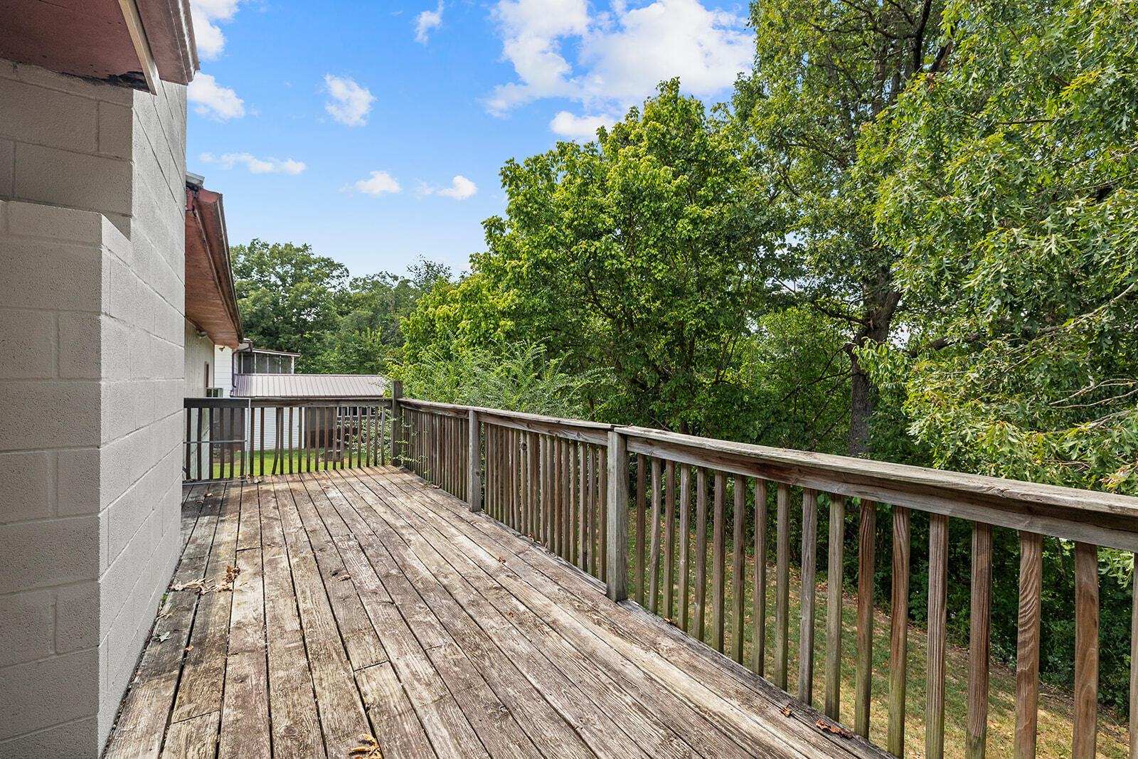 718 Baker Street Property Photo 44