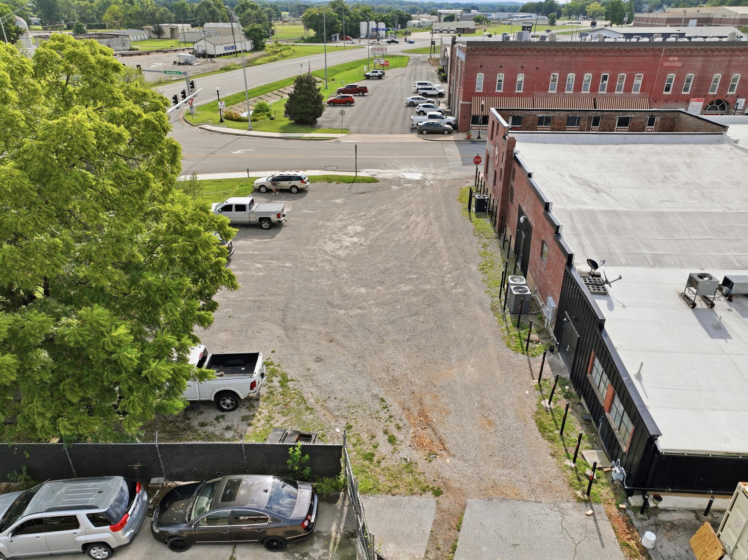 409 Washington Avenue Property Photo 4