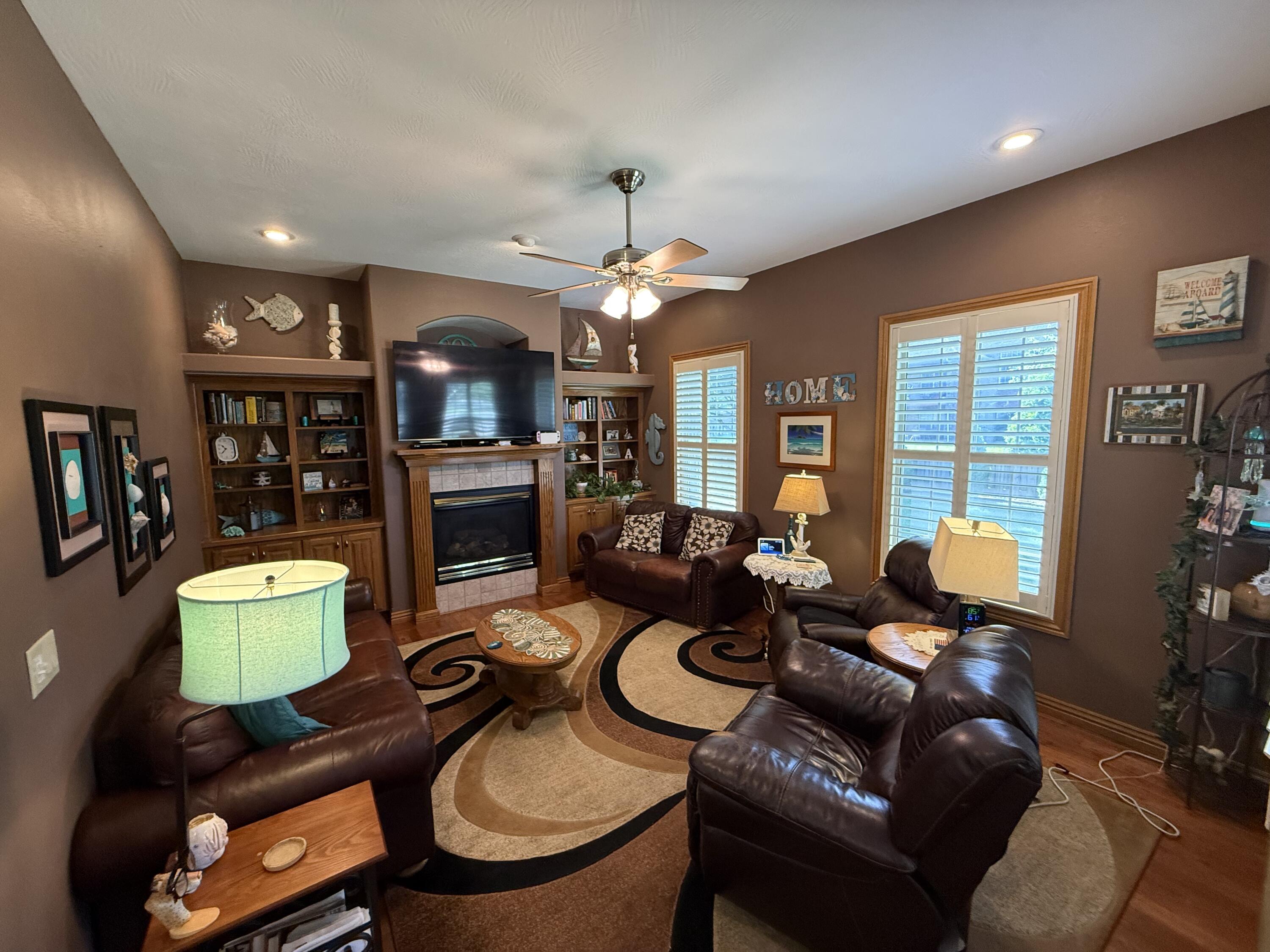 1008 West Glacier Court Property Photo 14