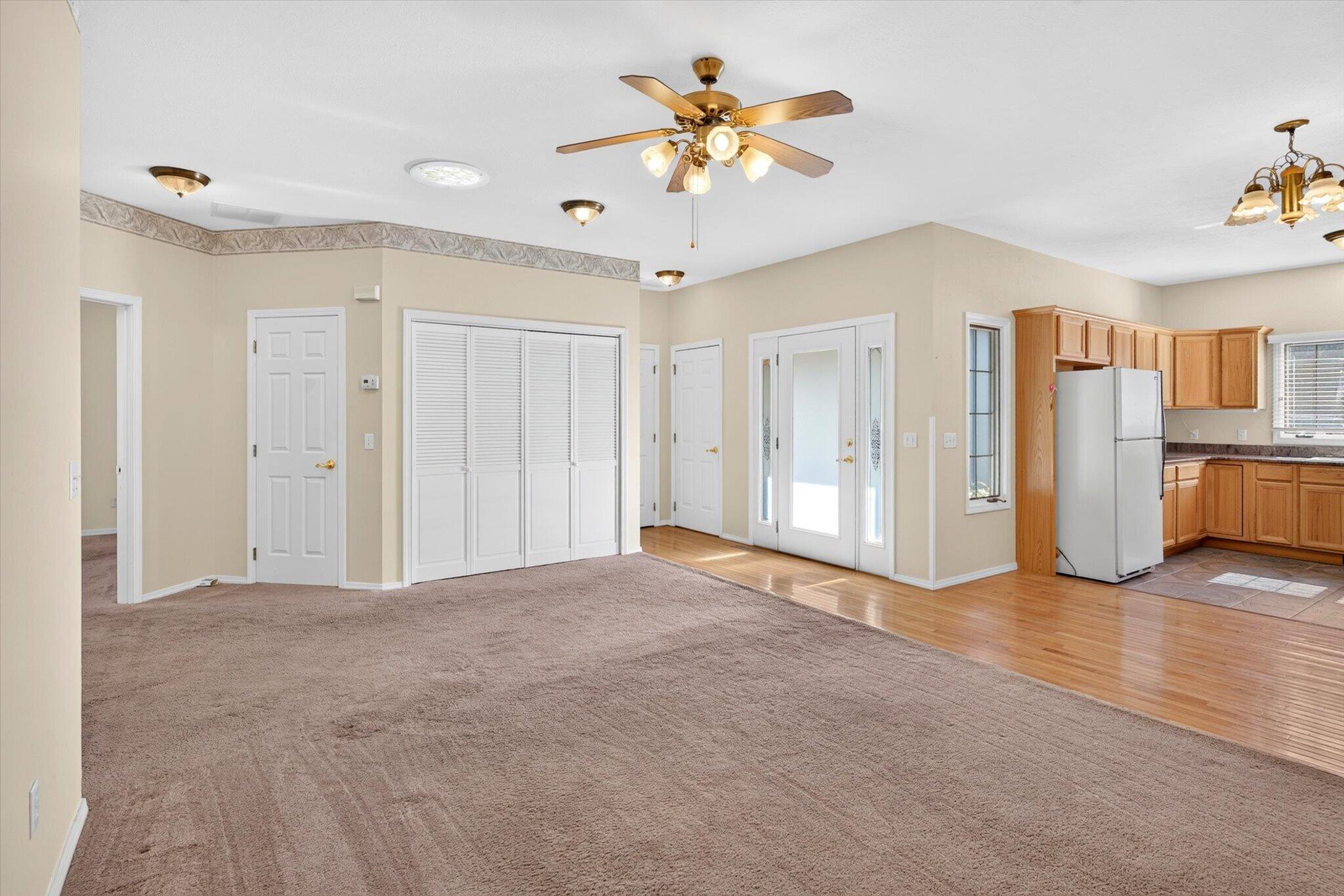 1750 West Bennett Street Unit 10b Property Photo 6