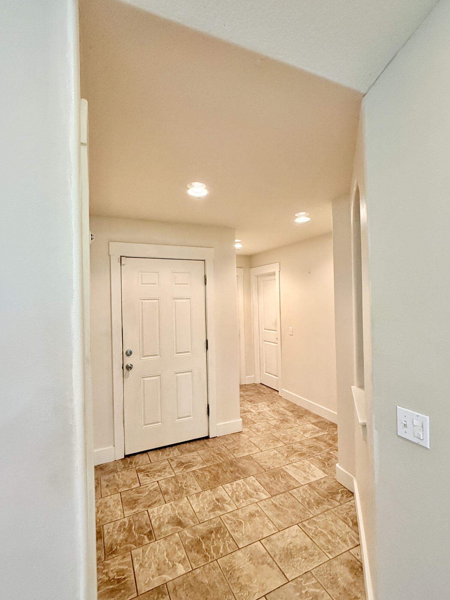 17675 Hazel Crest Lane Property Photo 7