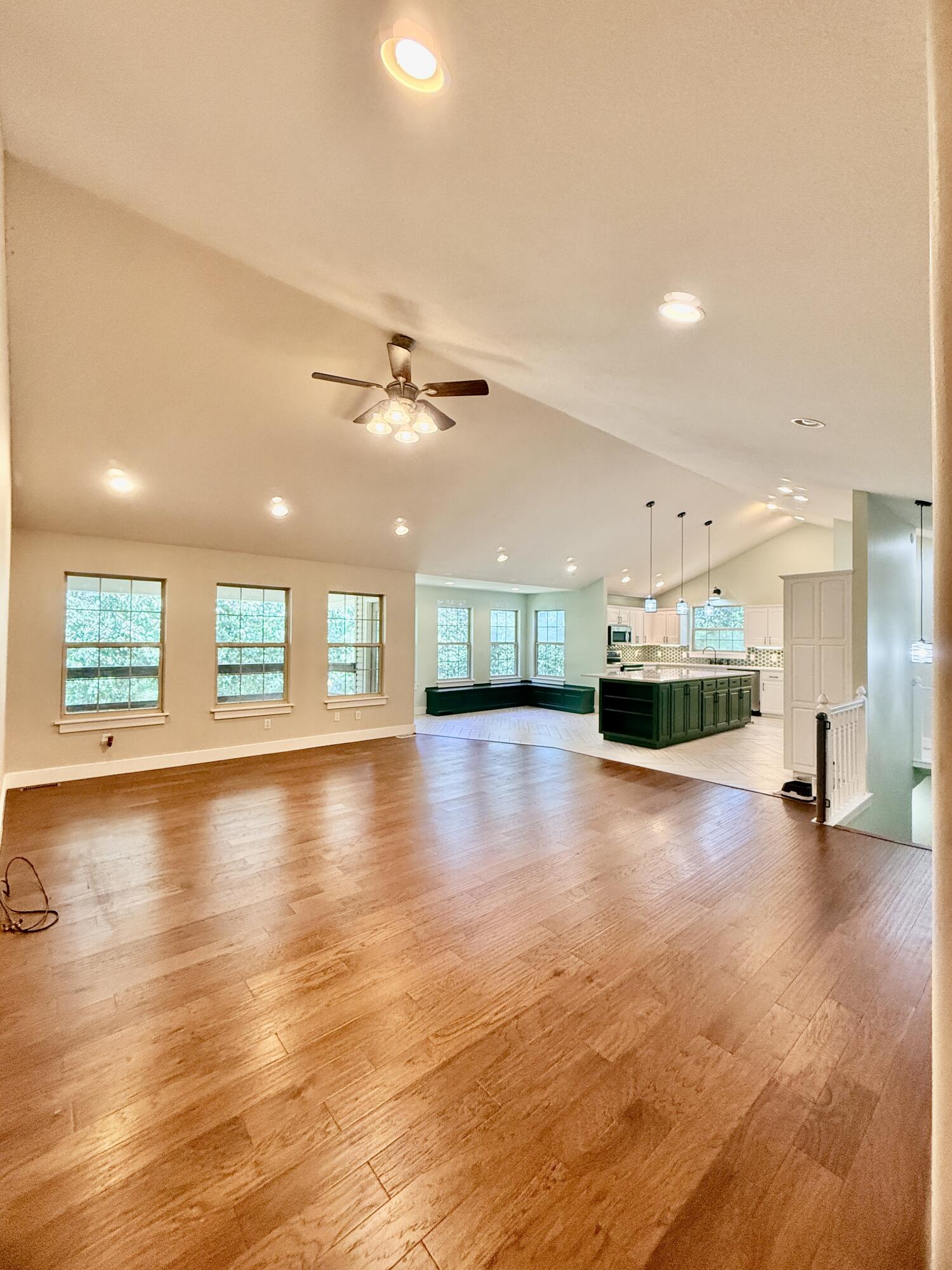 17675 Hazel Crest Lane Property Photo 8