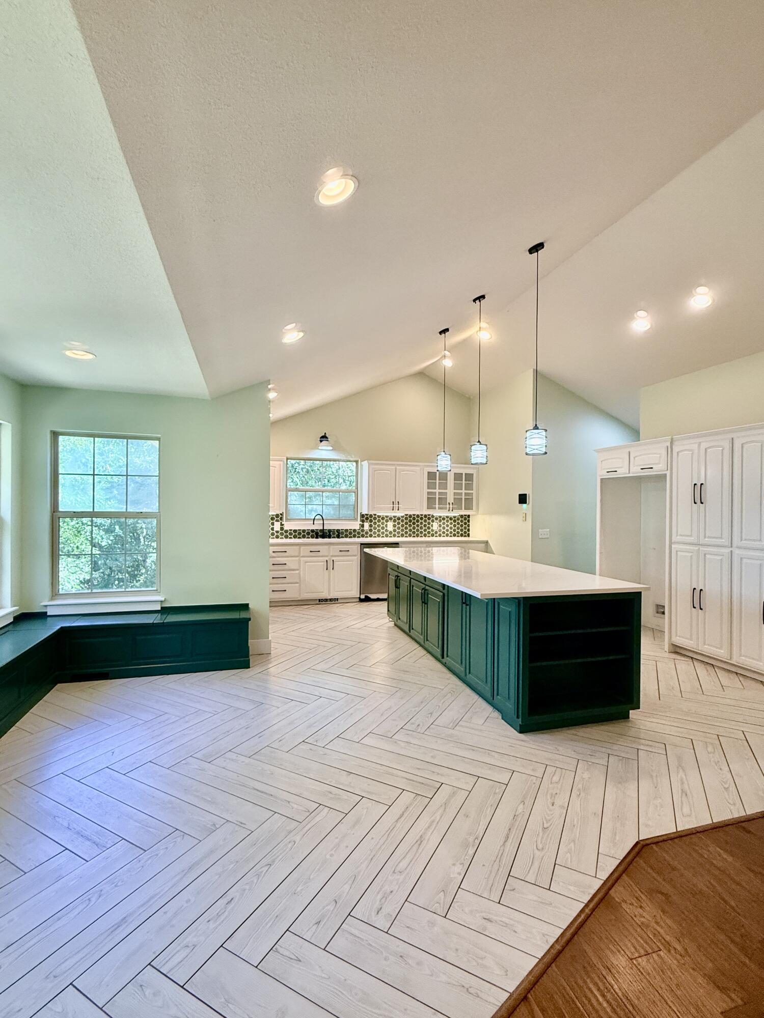 17675 Hazel Crest Lane Property Photo 11