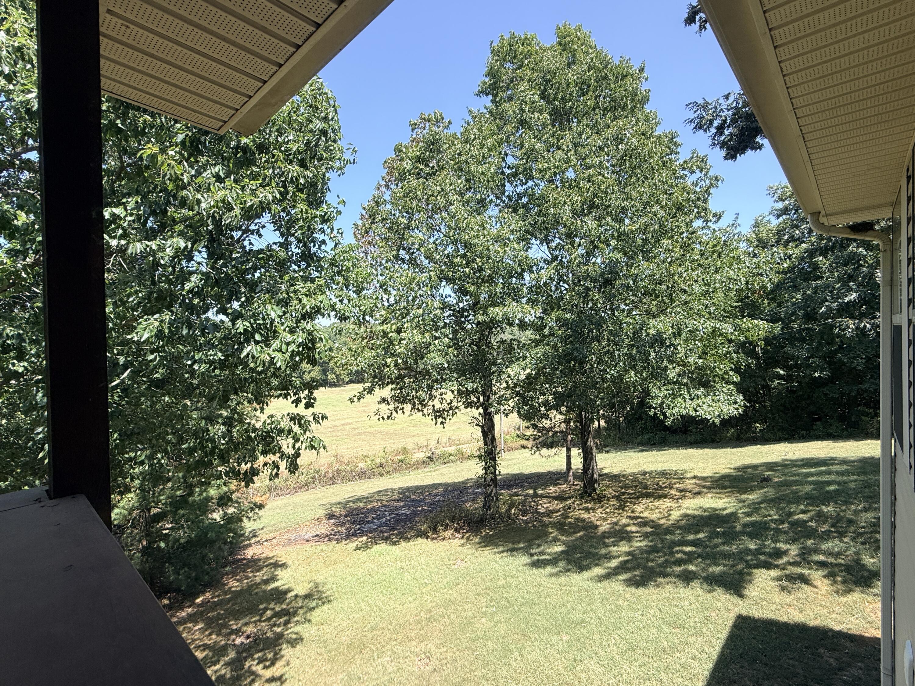 17675 Hazel Crest Lane Property Photo 14