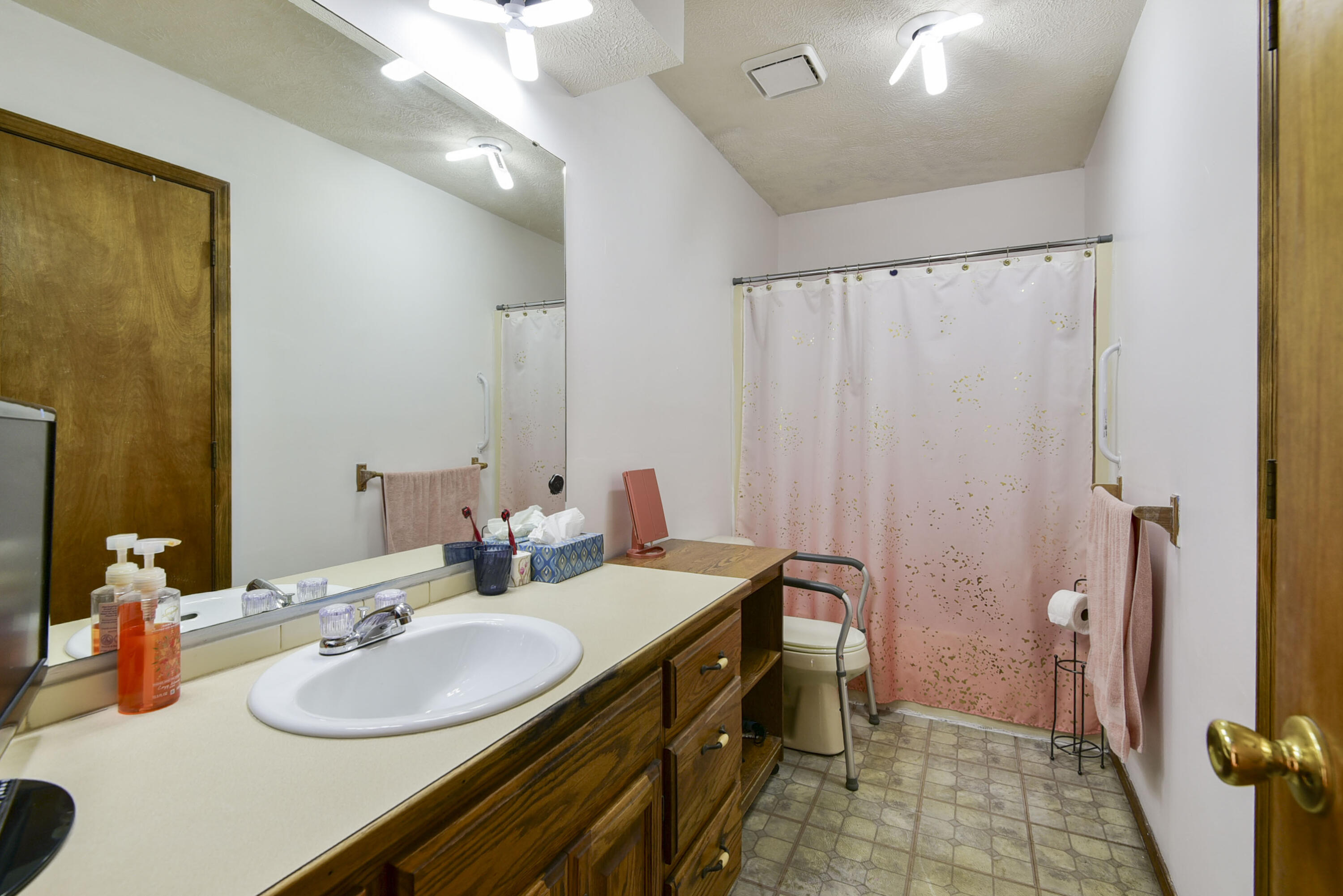 3602 South Linden Avenue Property Photo 13