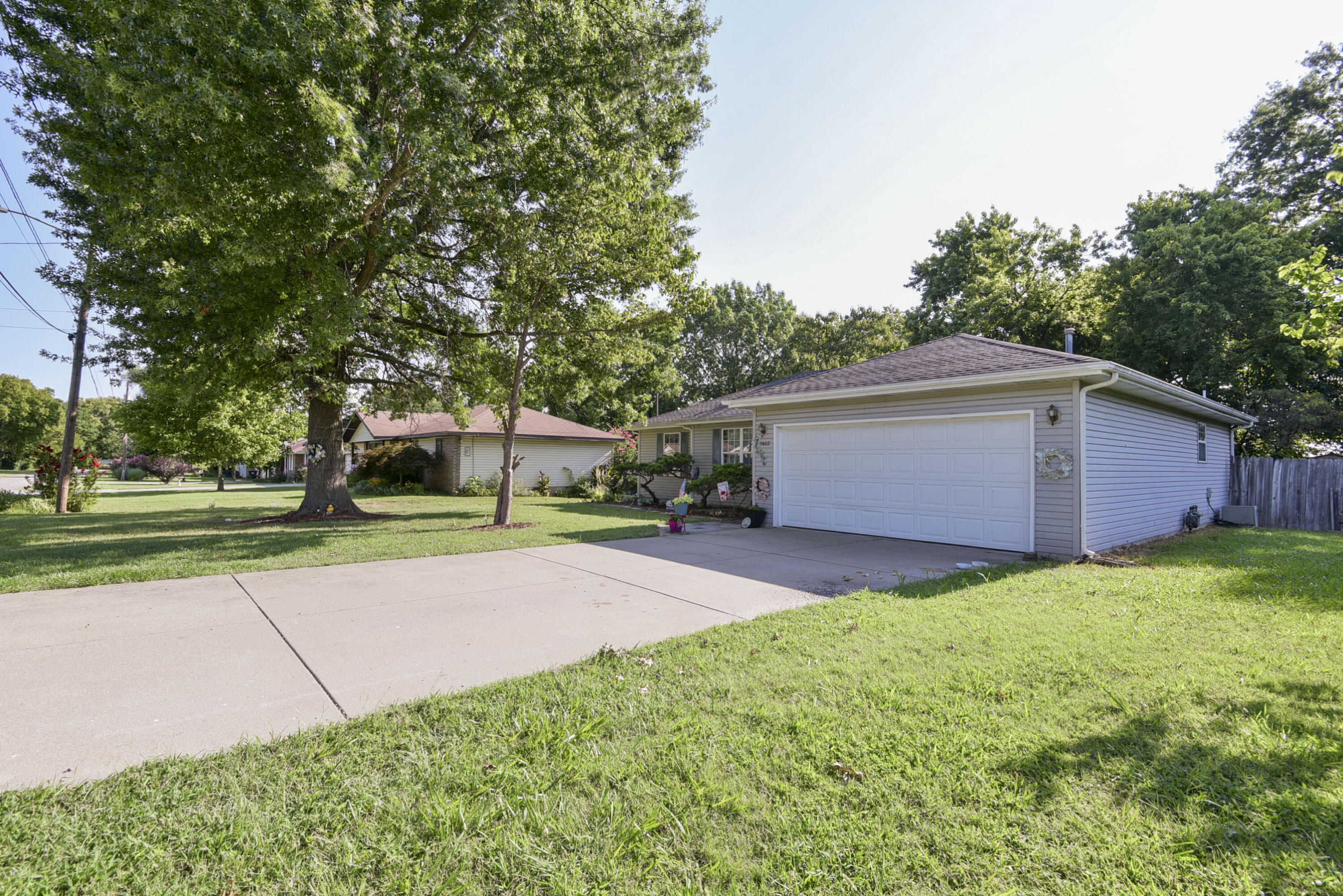 3602 South Linden Avenue Property Photo 24