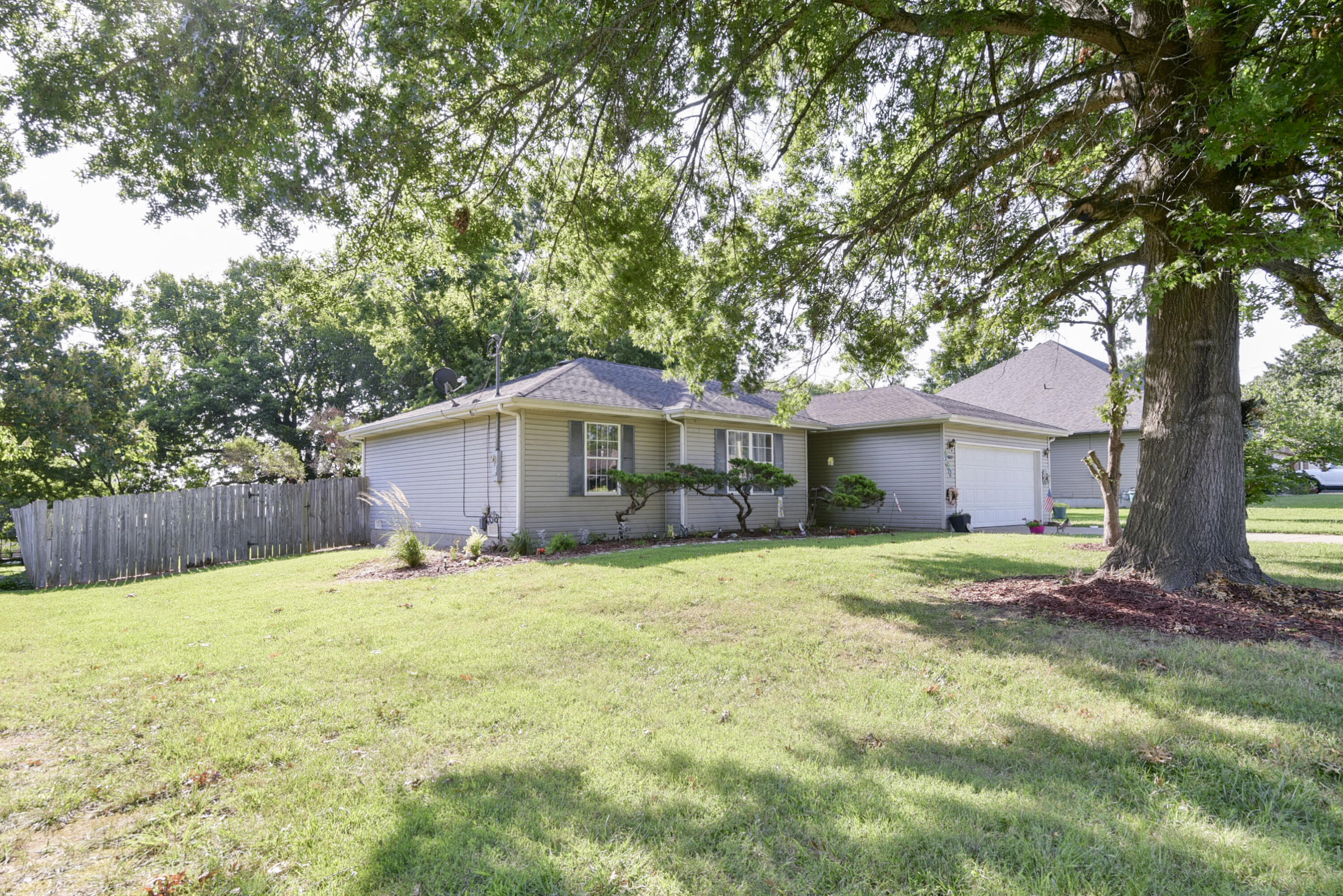 3602 South Linden Avenue Property Photo 25