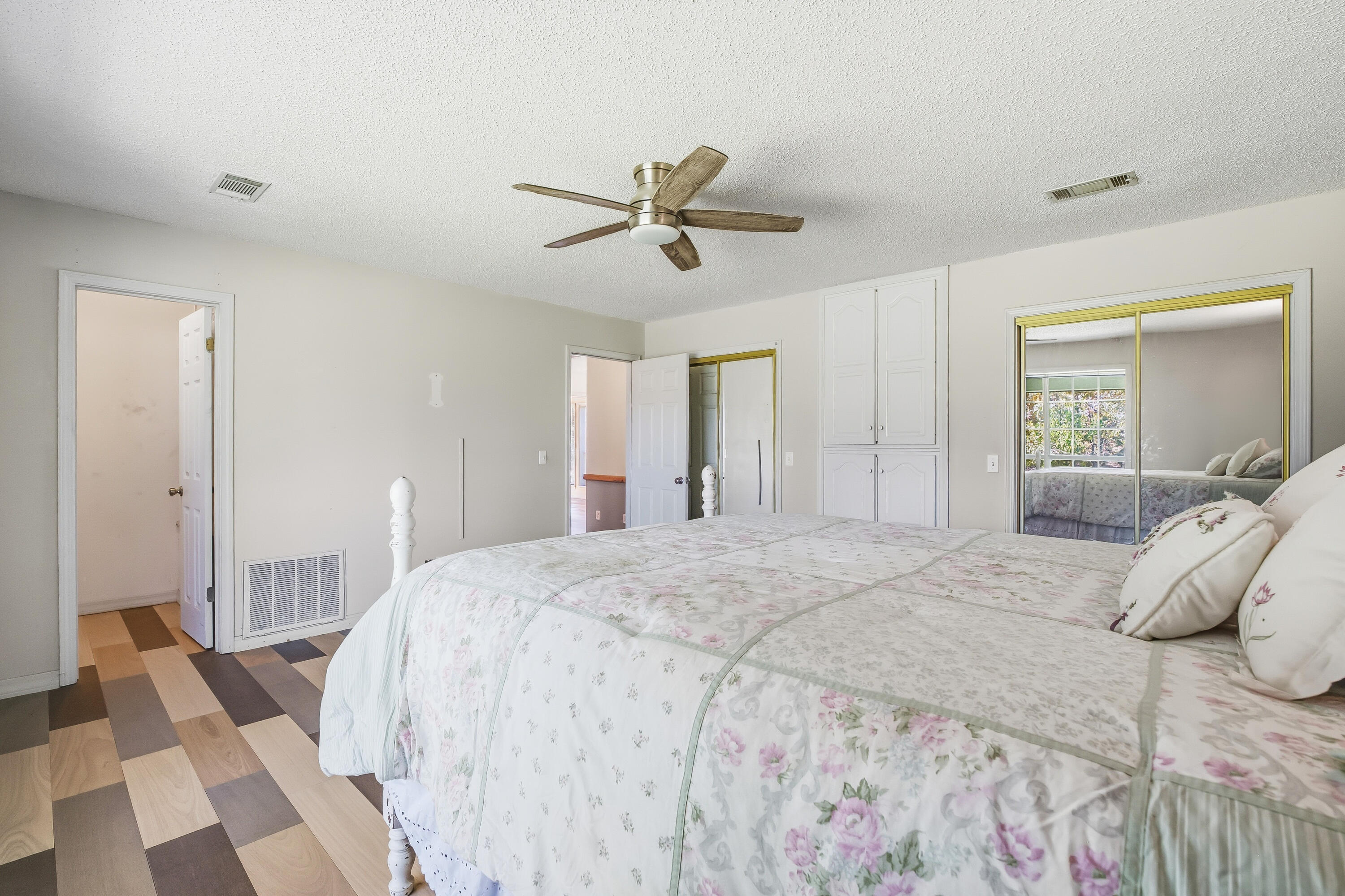 3339 U.s. 63 Property Photo 20