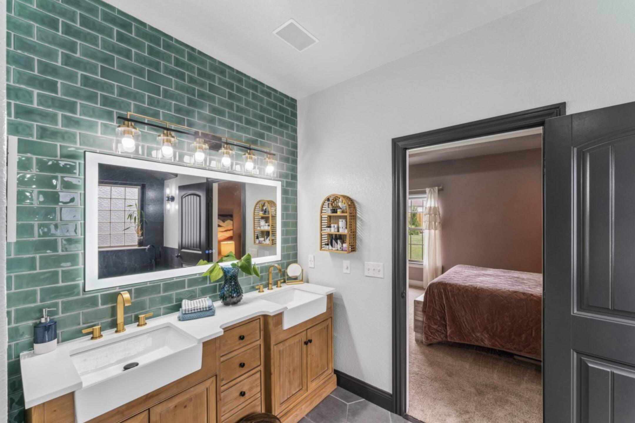 653 Greer Avenue Property Photo 17