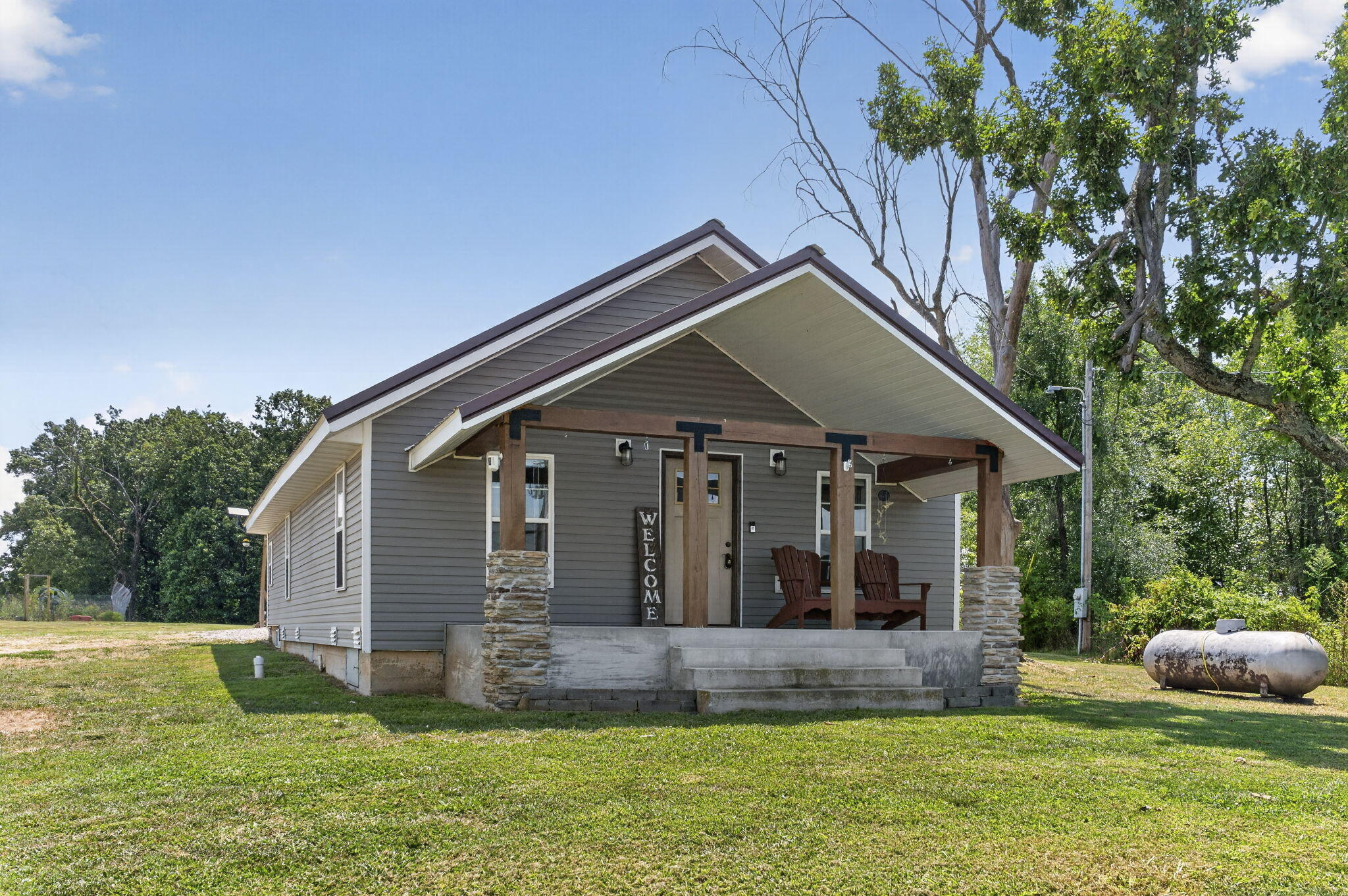 1548 State Highway Ff Property Photo 3