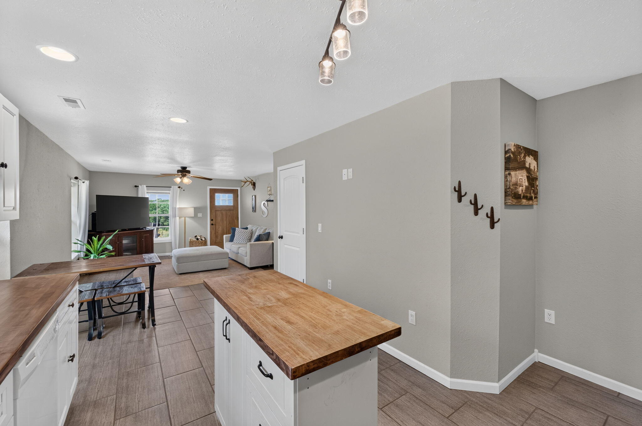 1548 State Highway Ff Property Photo 15