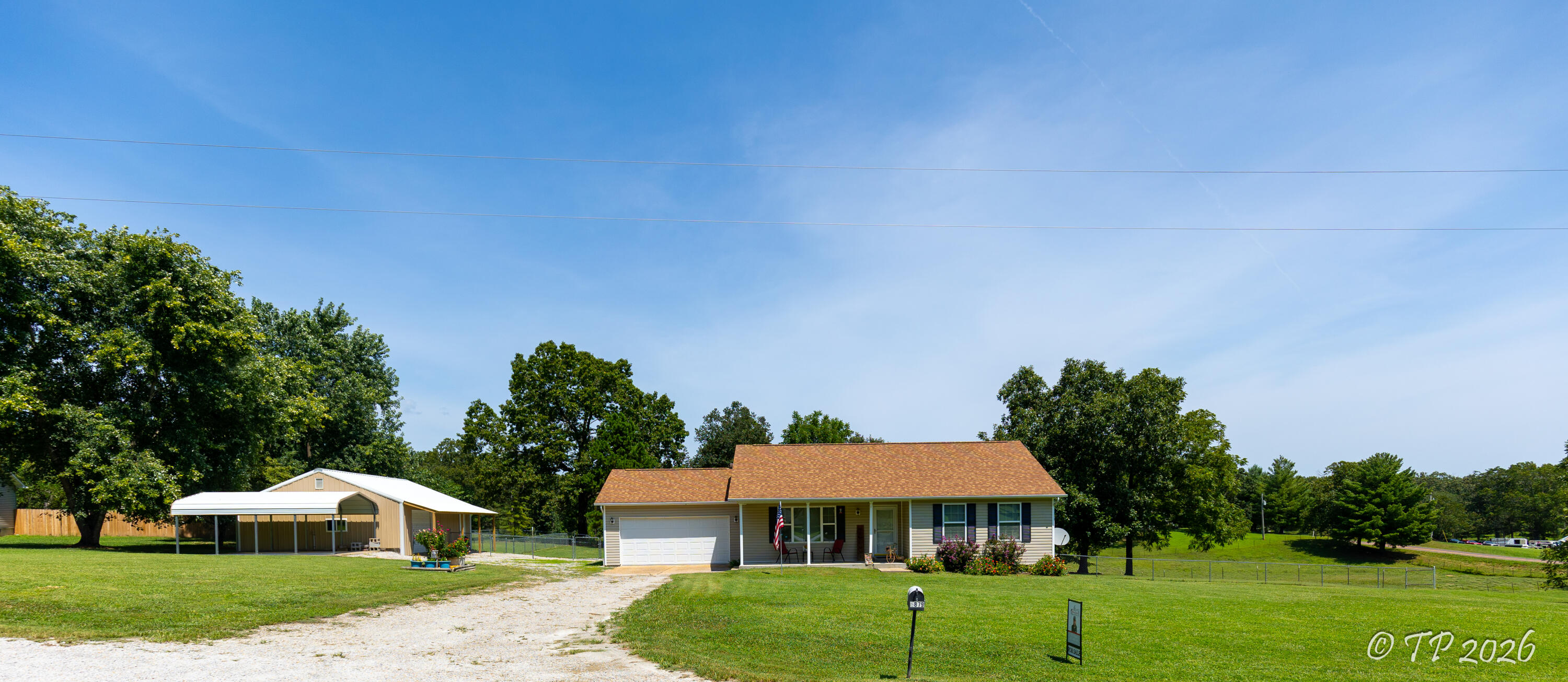 5879 County Road 1580 Property Photo 8