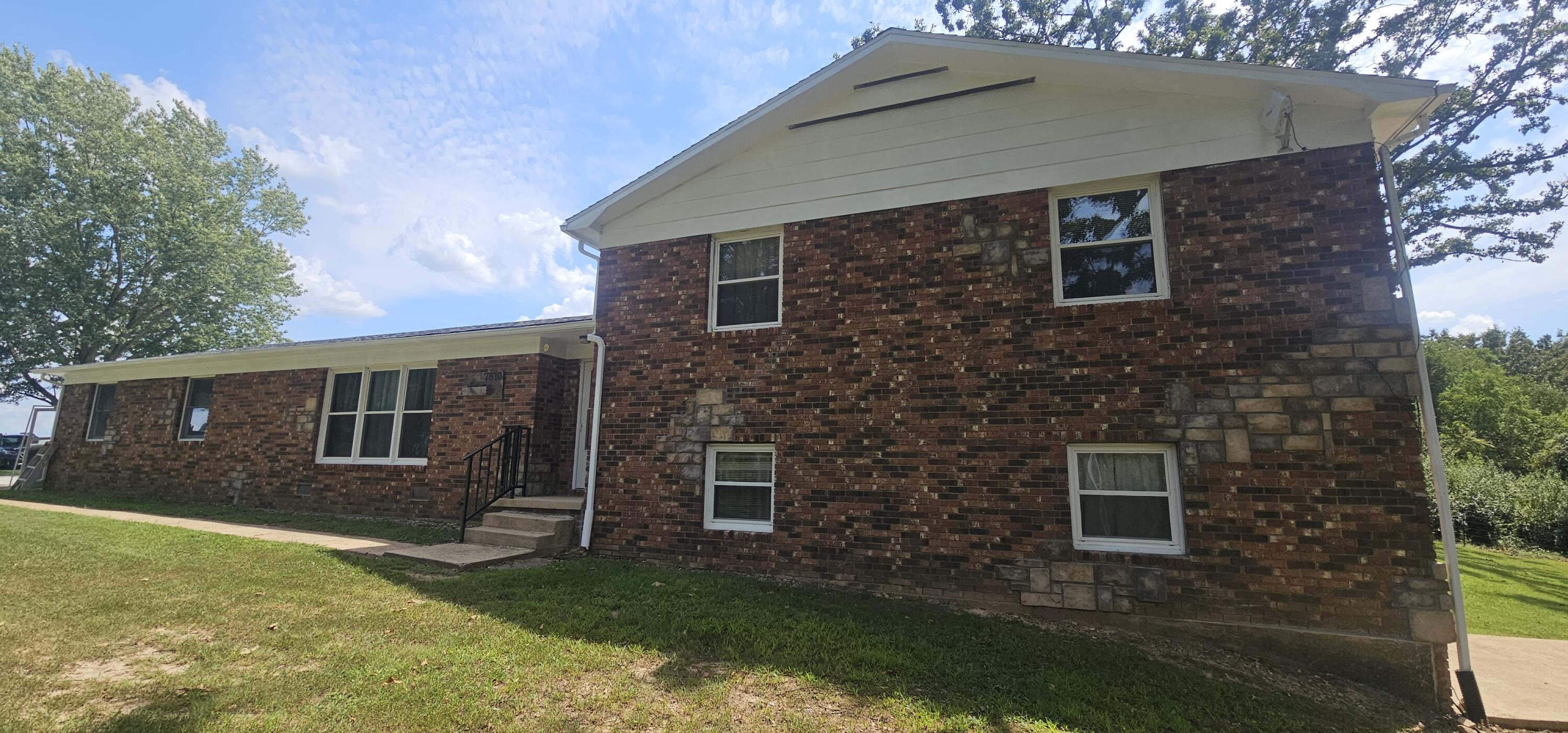 7810 State Route W Property Photo 2