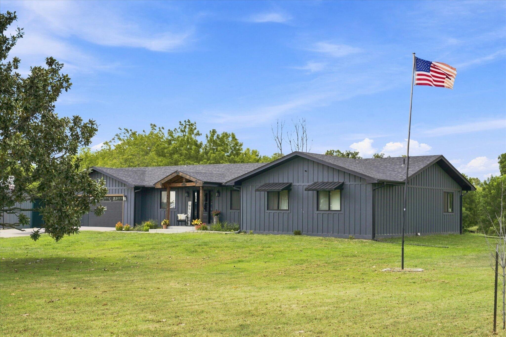 493 Spring Creek Road Property Photo 4