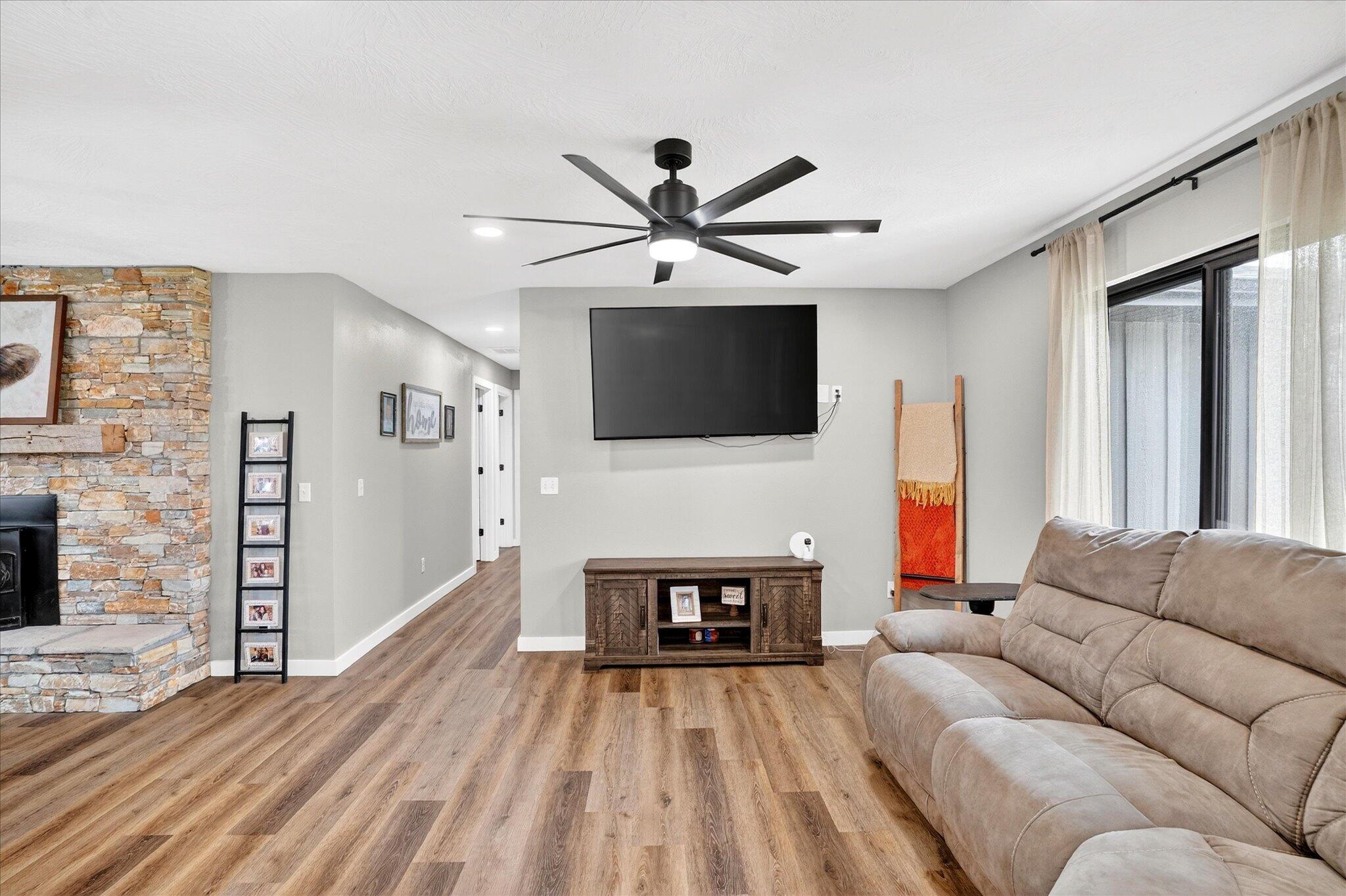 493 Spring Creek Road Property Photo 12