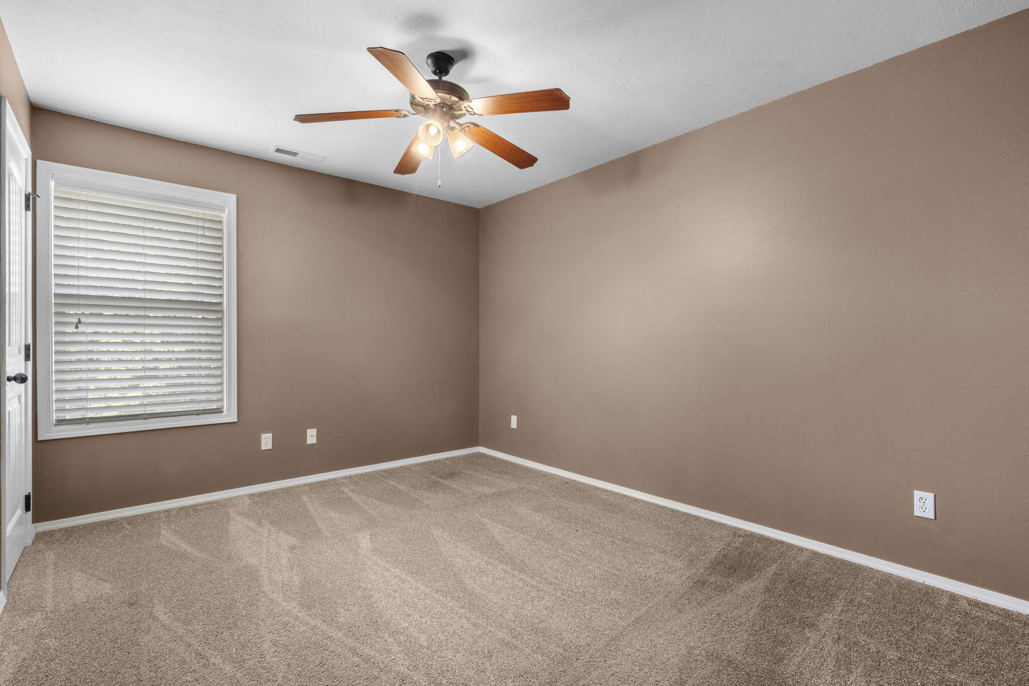 391 Southview Drive Property Photo 34
