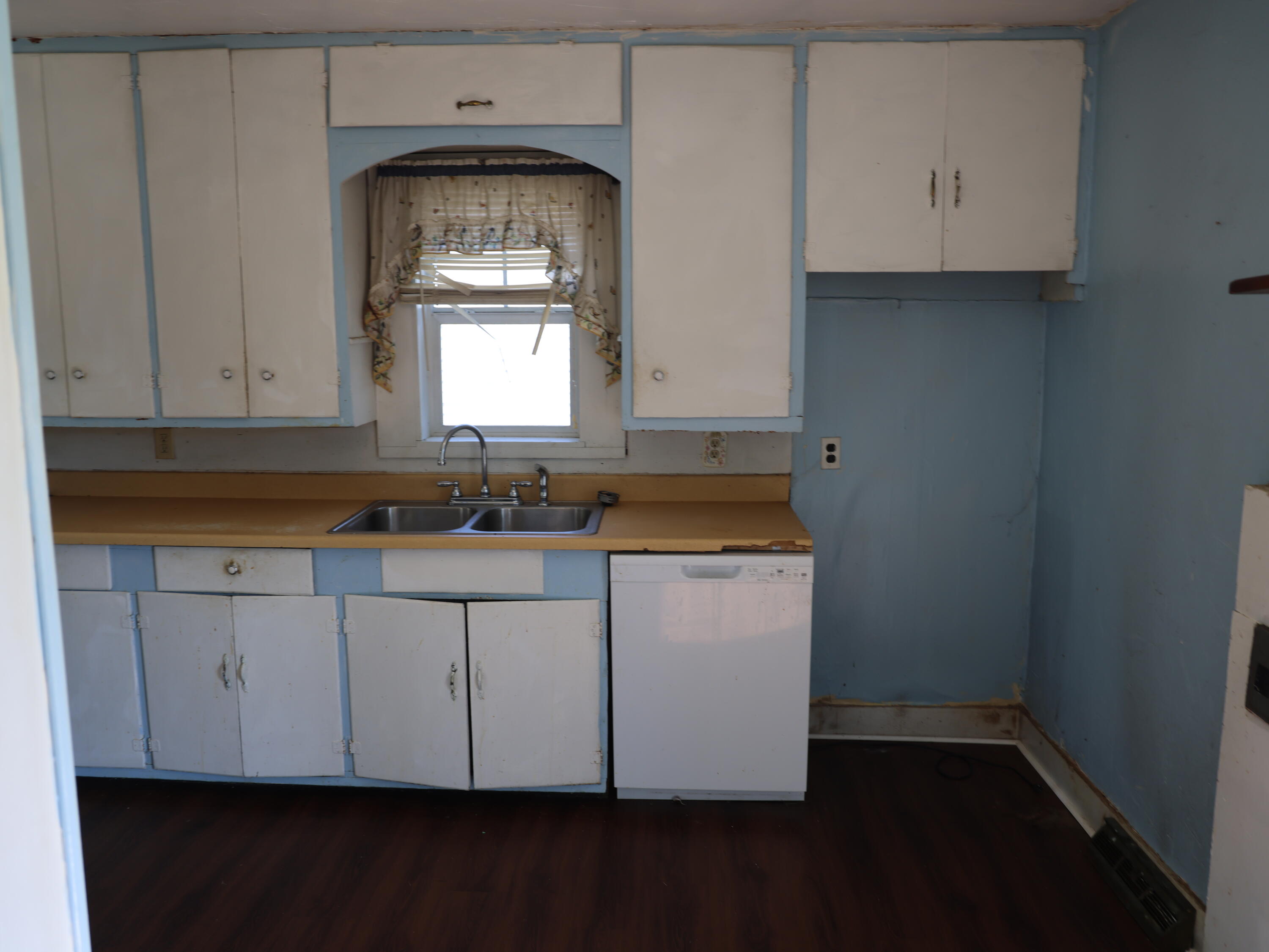 1020 North West Avenue Property Photo 11