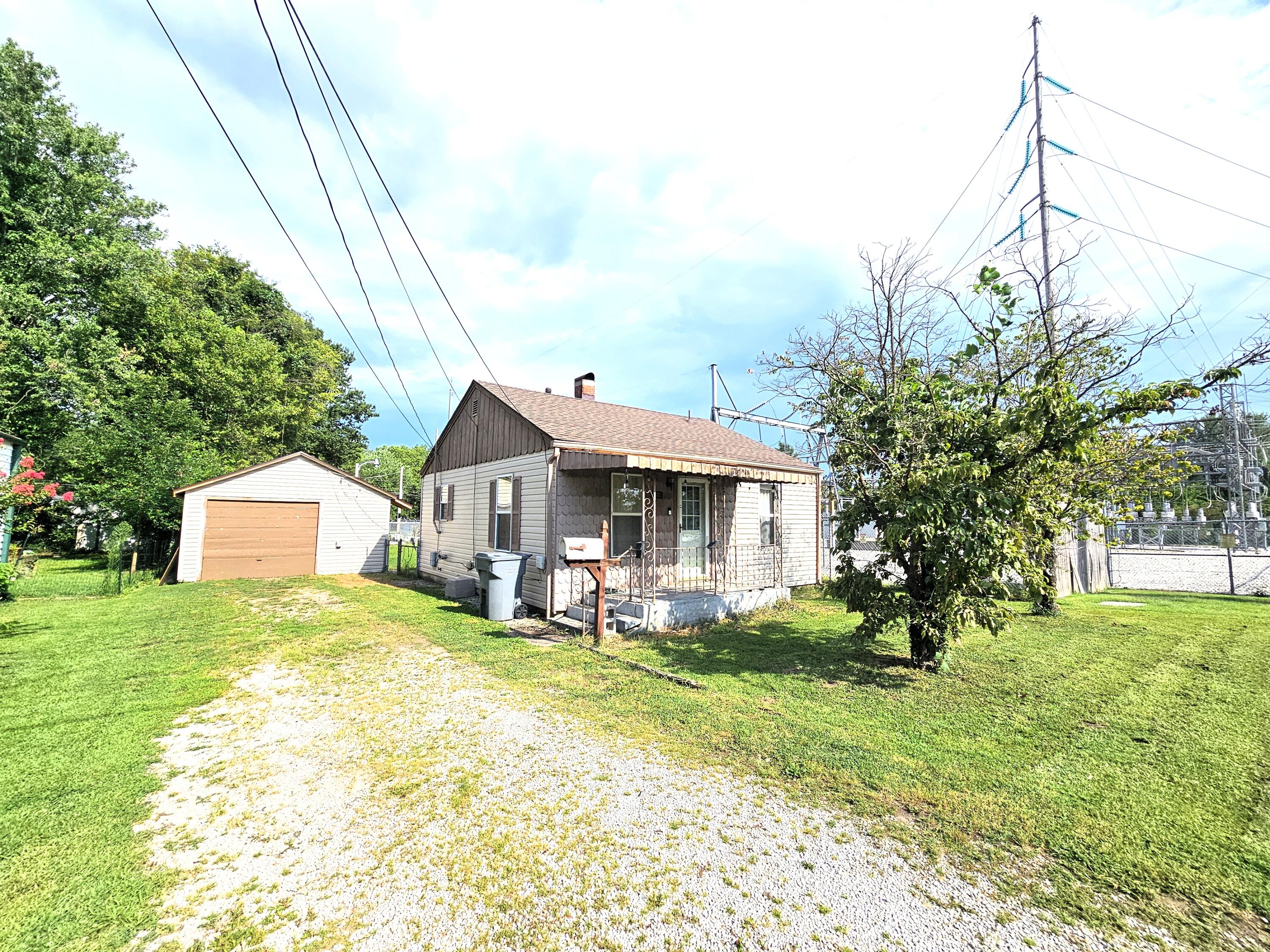 1020 North West Avenue Property Photo 28