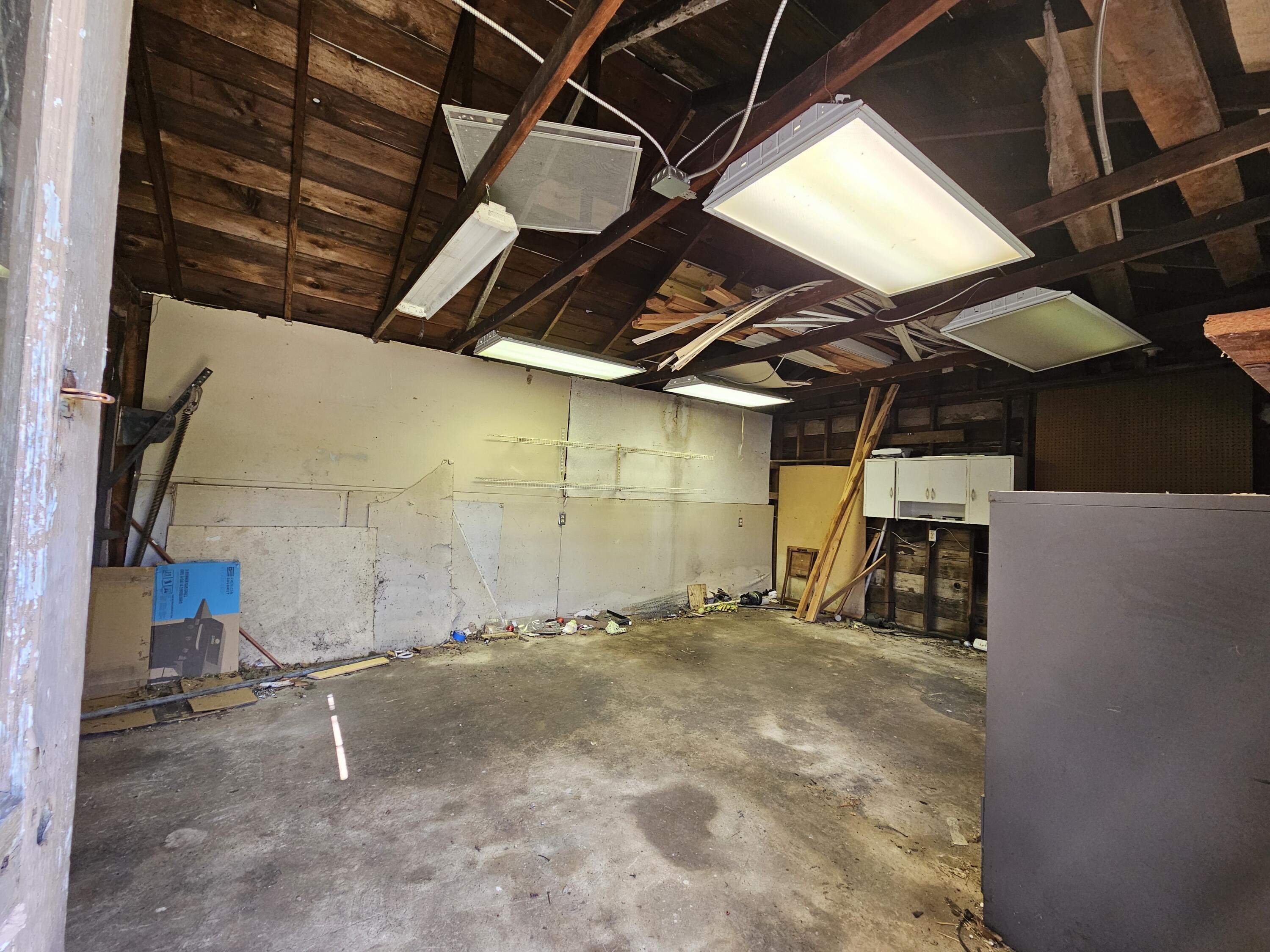 1020 North West Avenue Property Photo 31