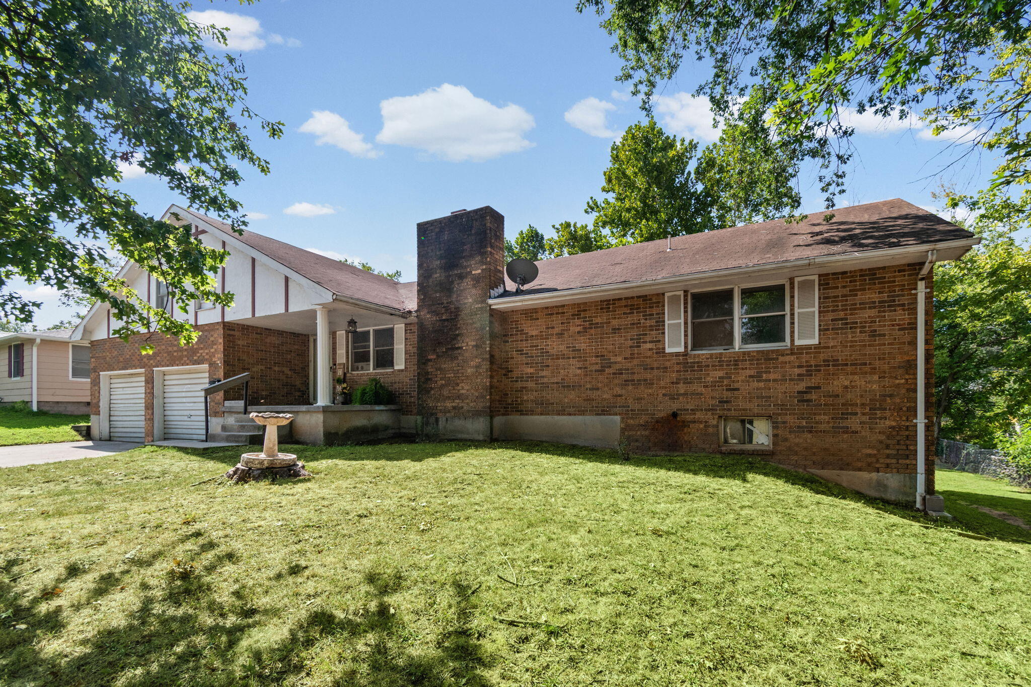 116 West Marshall Street Property Photo 2