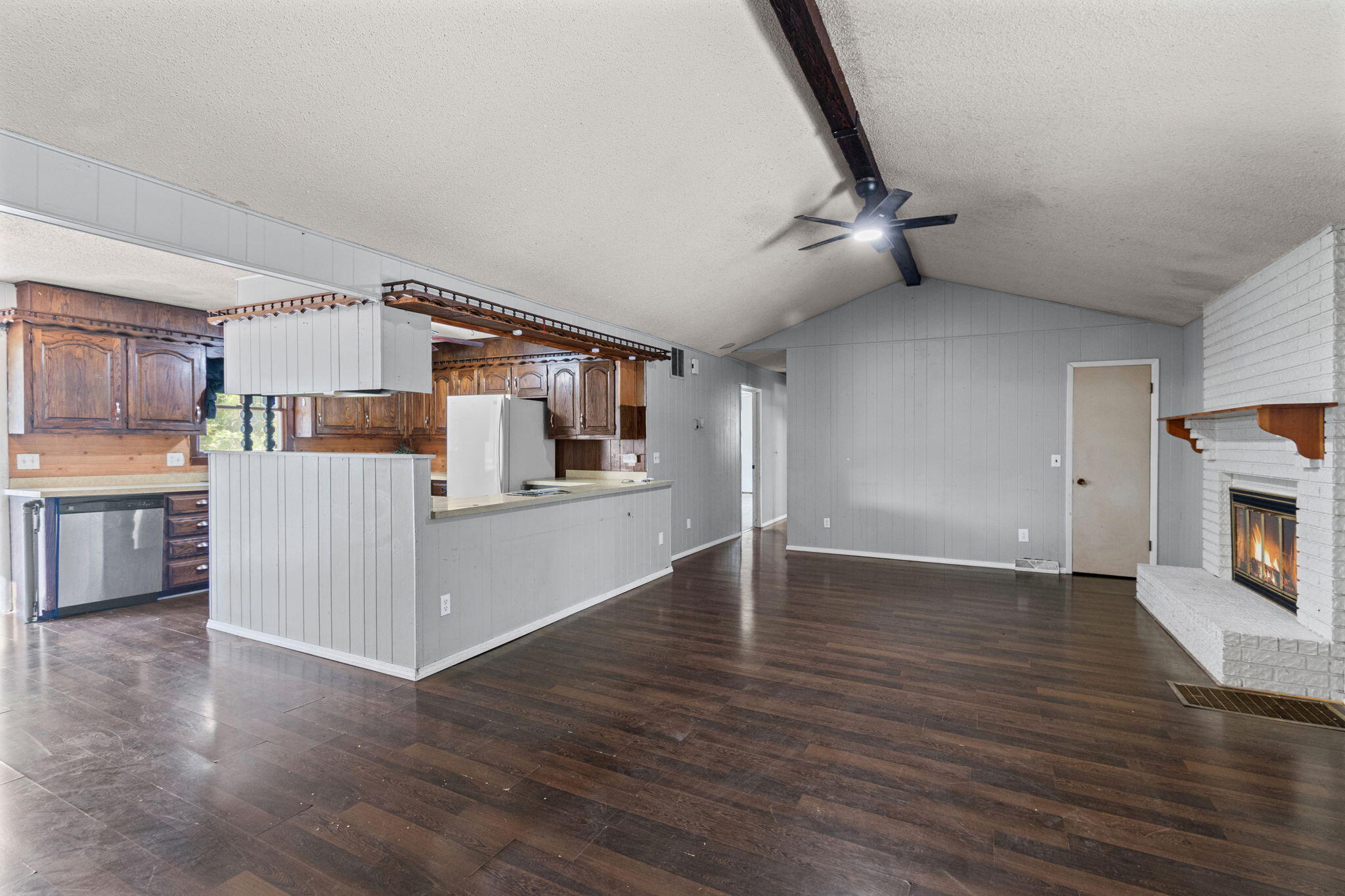 116 West Marshall Street Property Photo 5