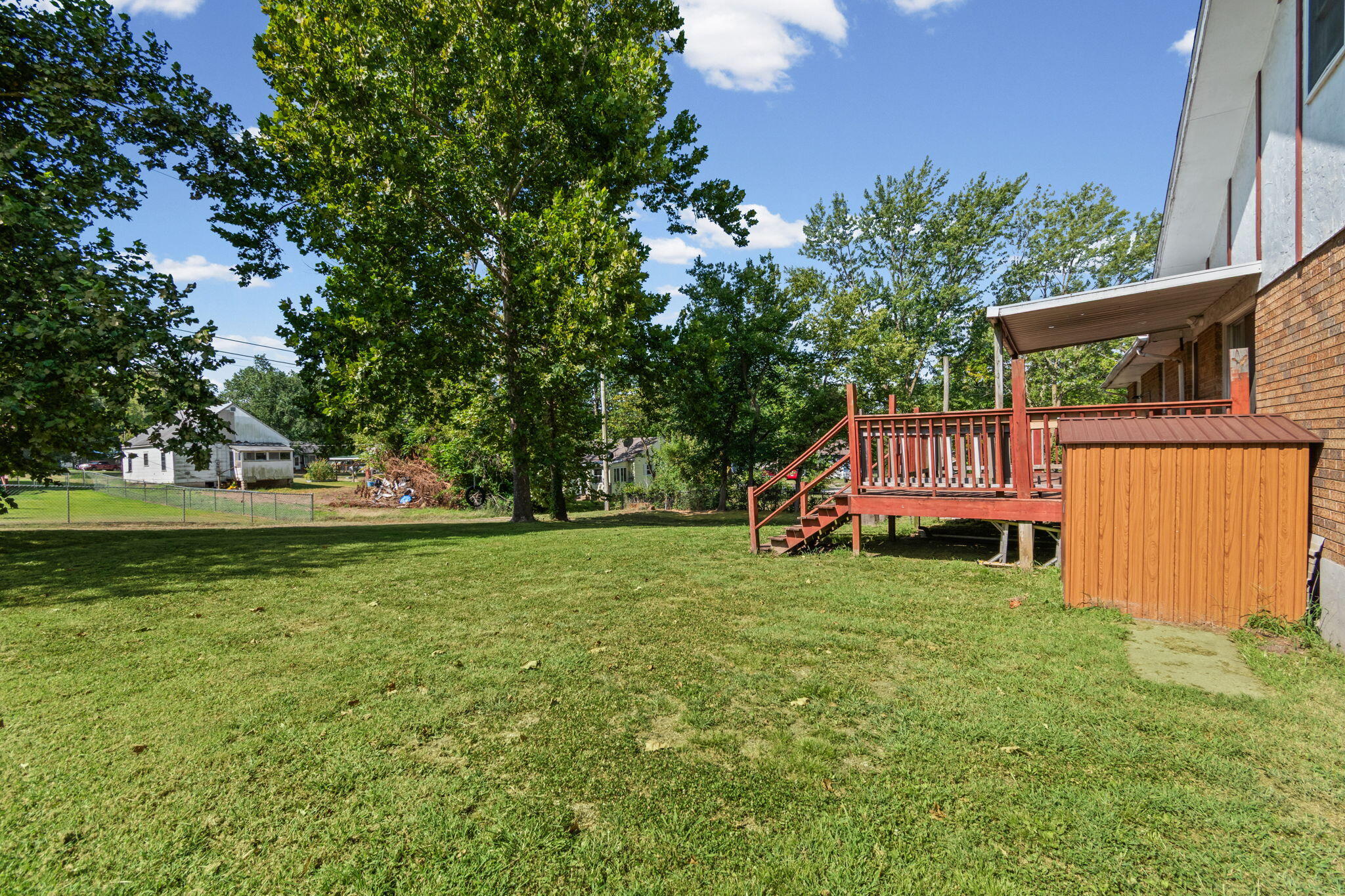 116 West Marshall Street Property Photo 35