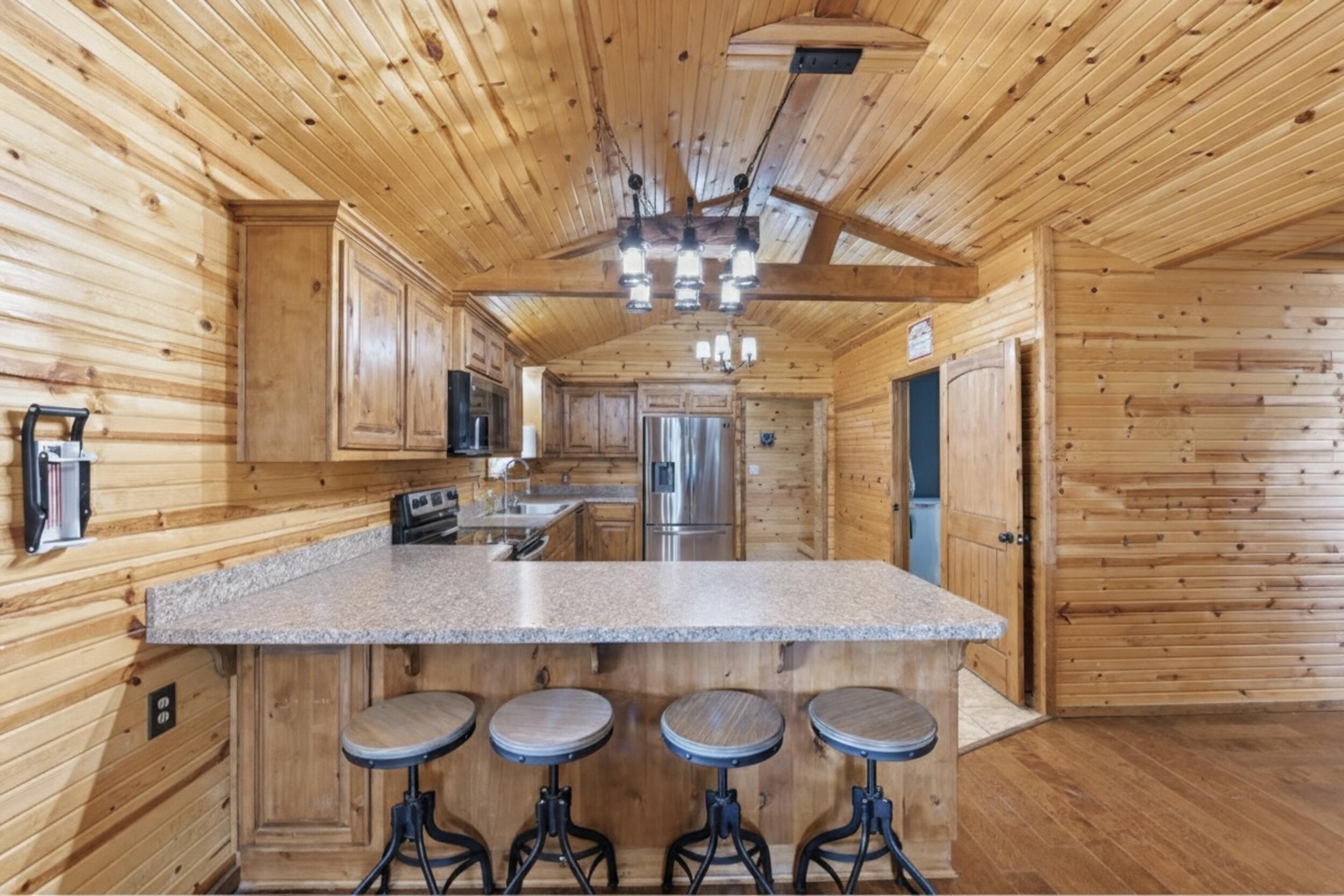8586 Farm Road 2230 Property Photo 14