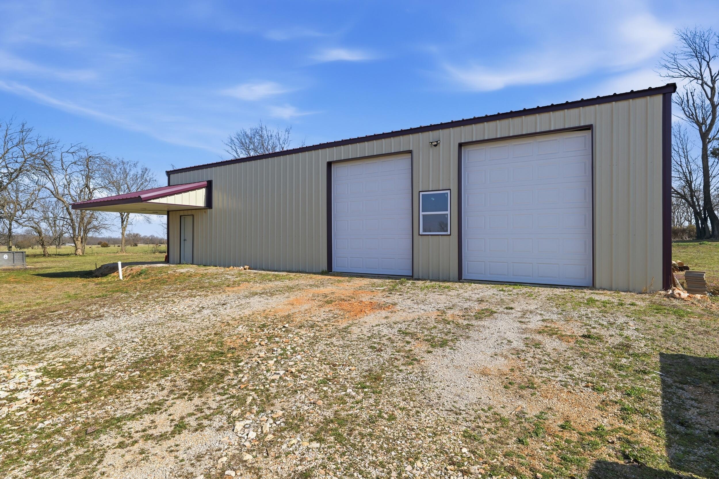 8586 Farm Road 2230 Property Photo 25