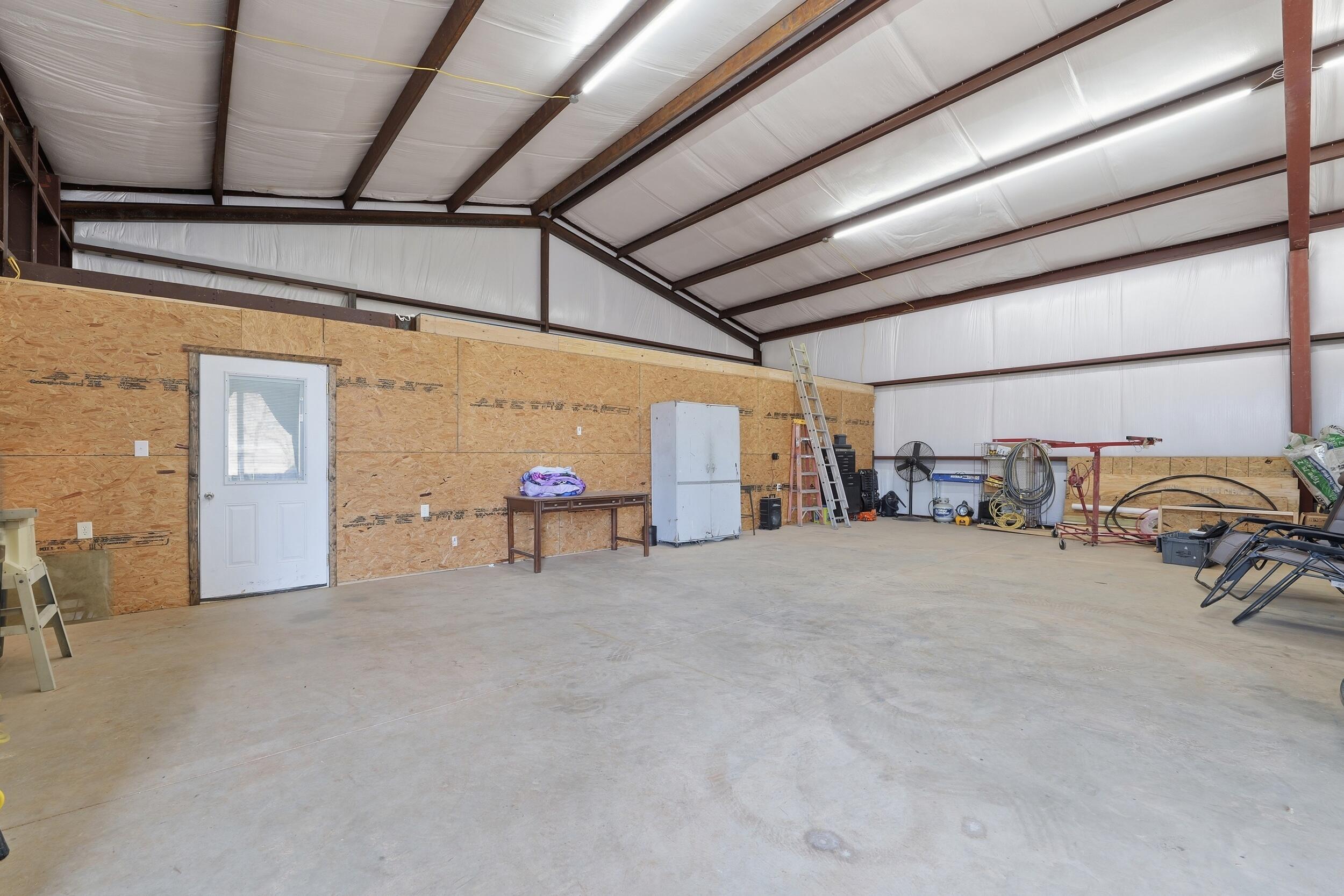 8586 Farm Road 2230 Property Photo 29