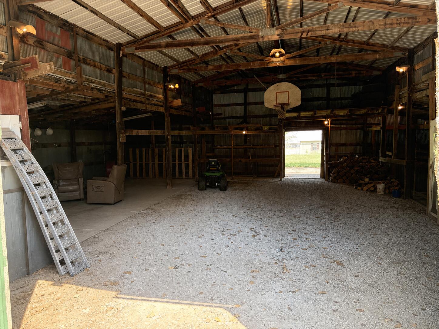2496 Mills Road Property Photo 20