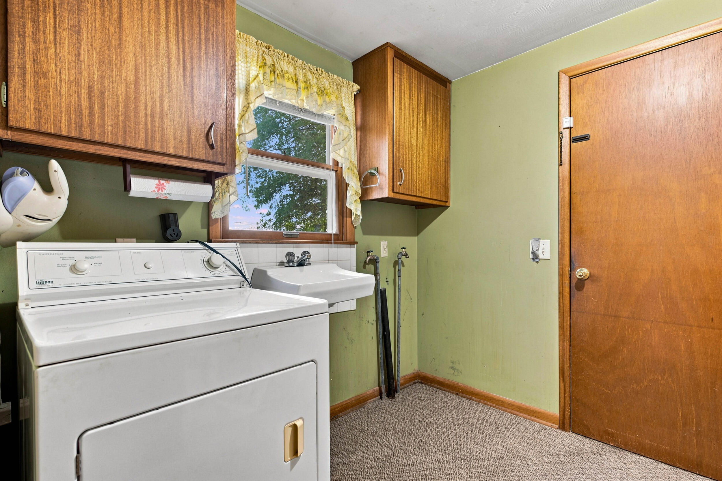 114 Melody Lane Property Photo 33