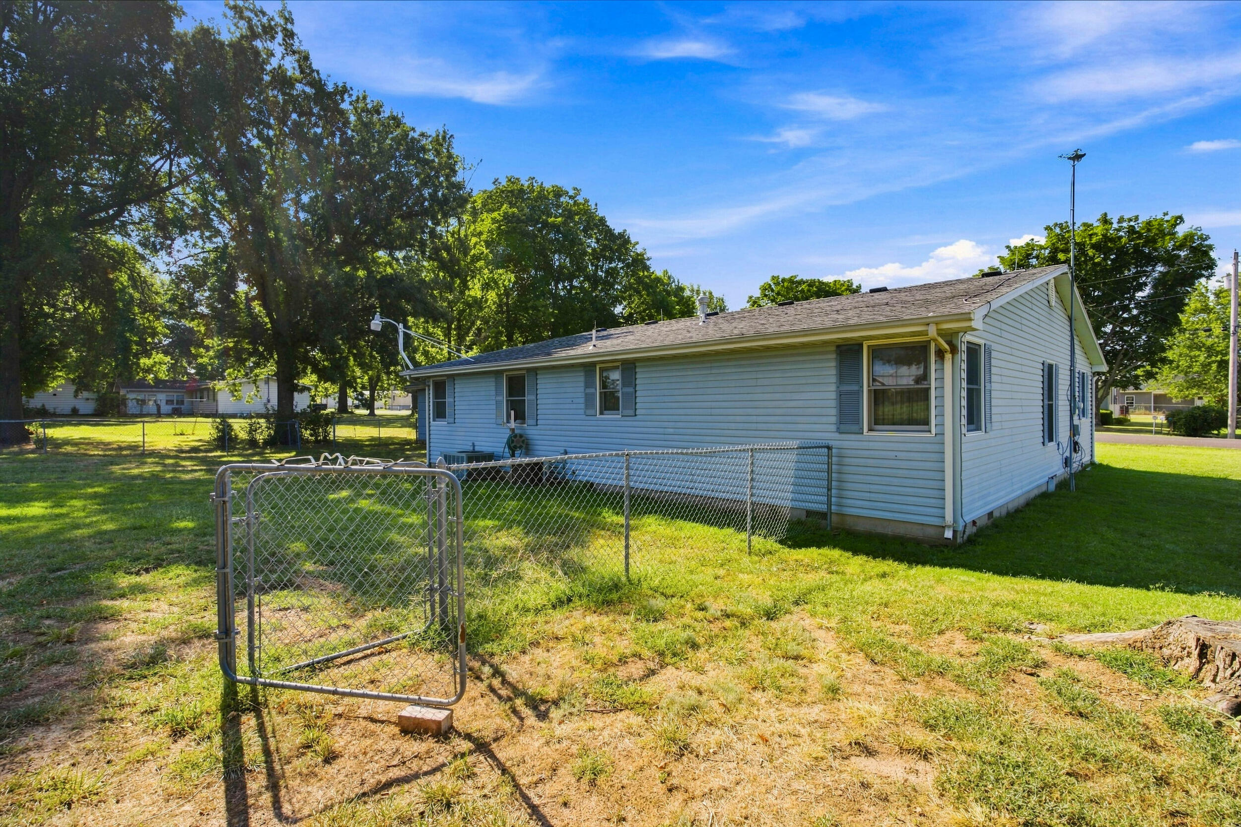 114 Melody Lane Property Photo 41