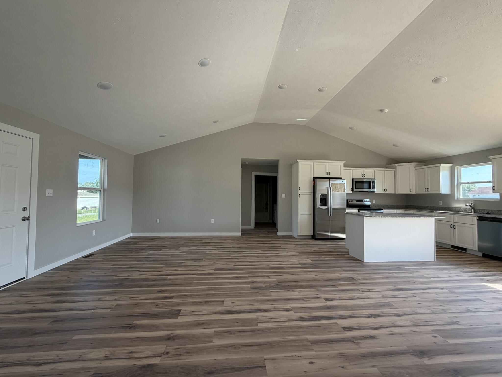 824 Birch Street Property Photo 12