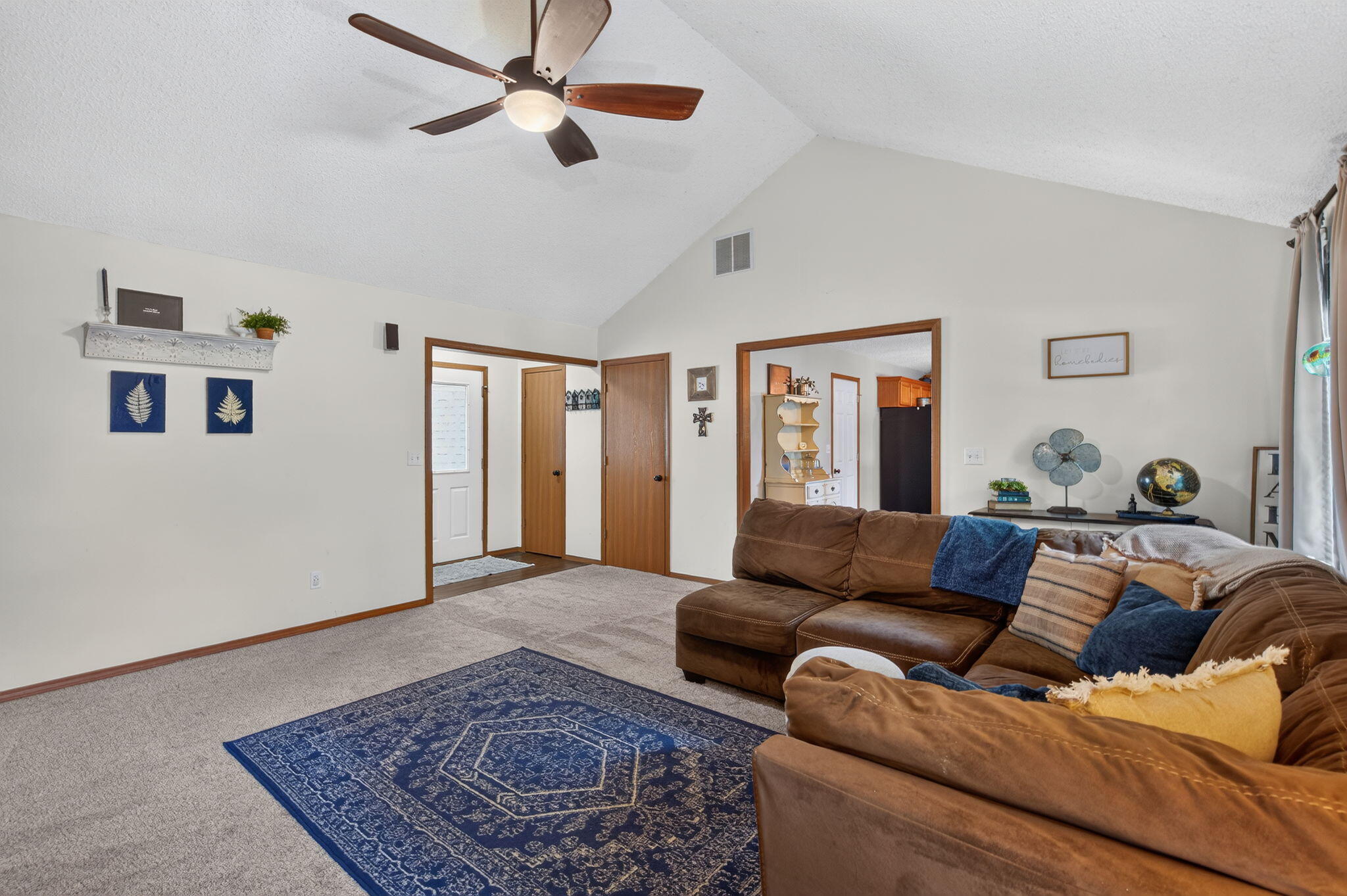 296 Rogers Lane Property Photo 4