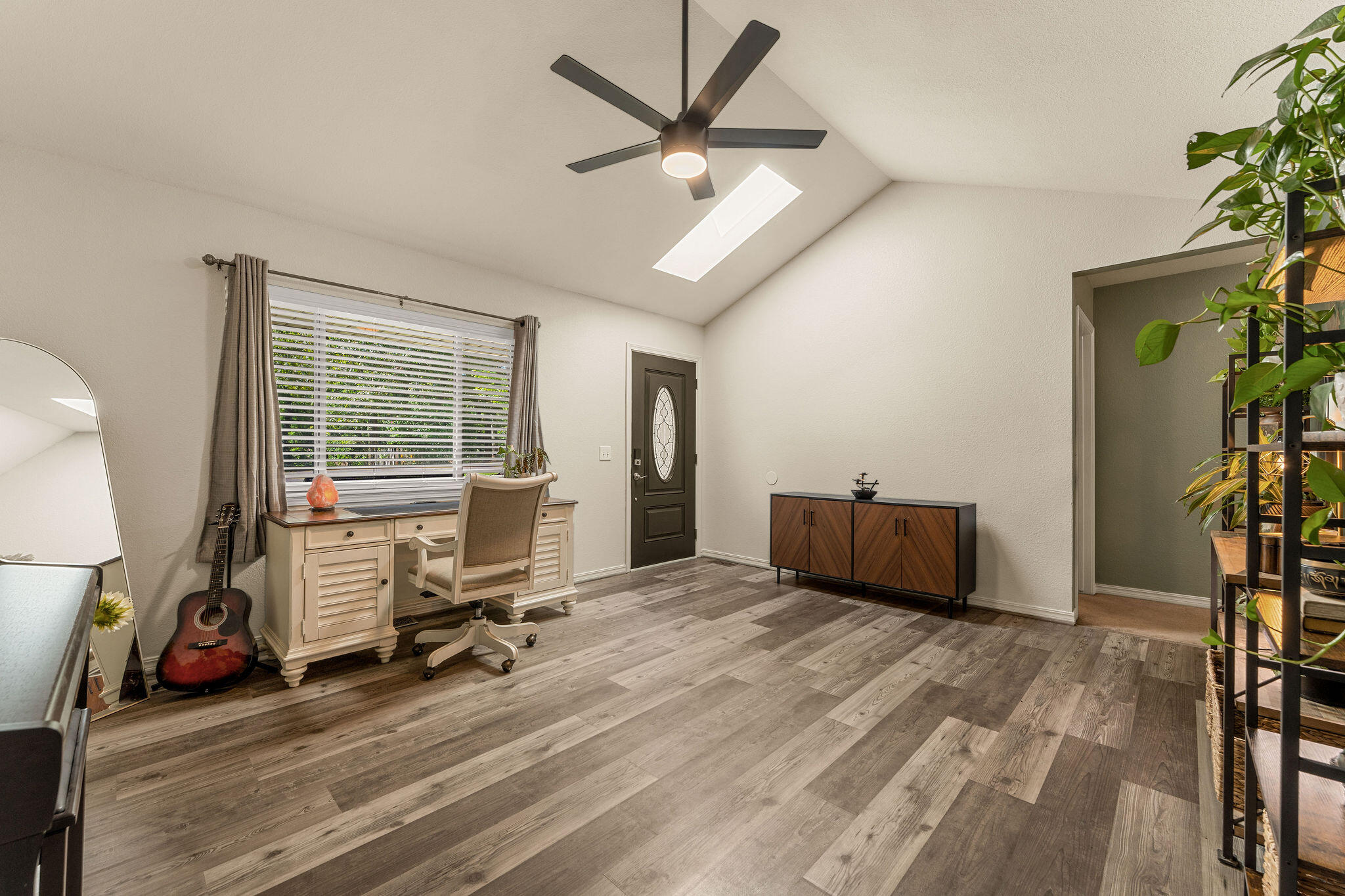 71 Queensberry Drive Property Photo 13