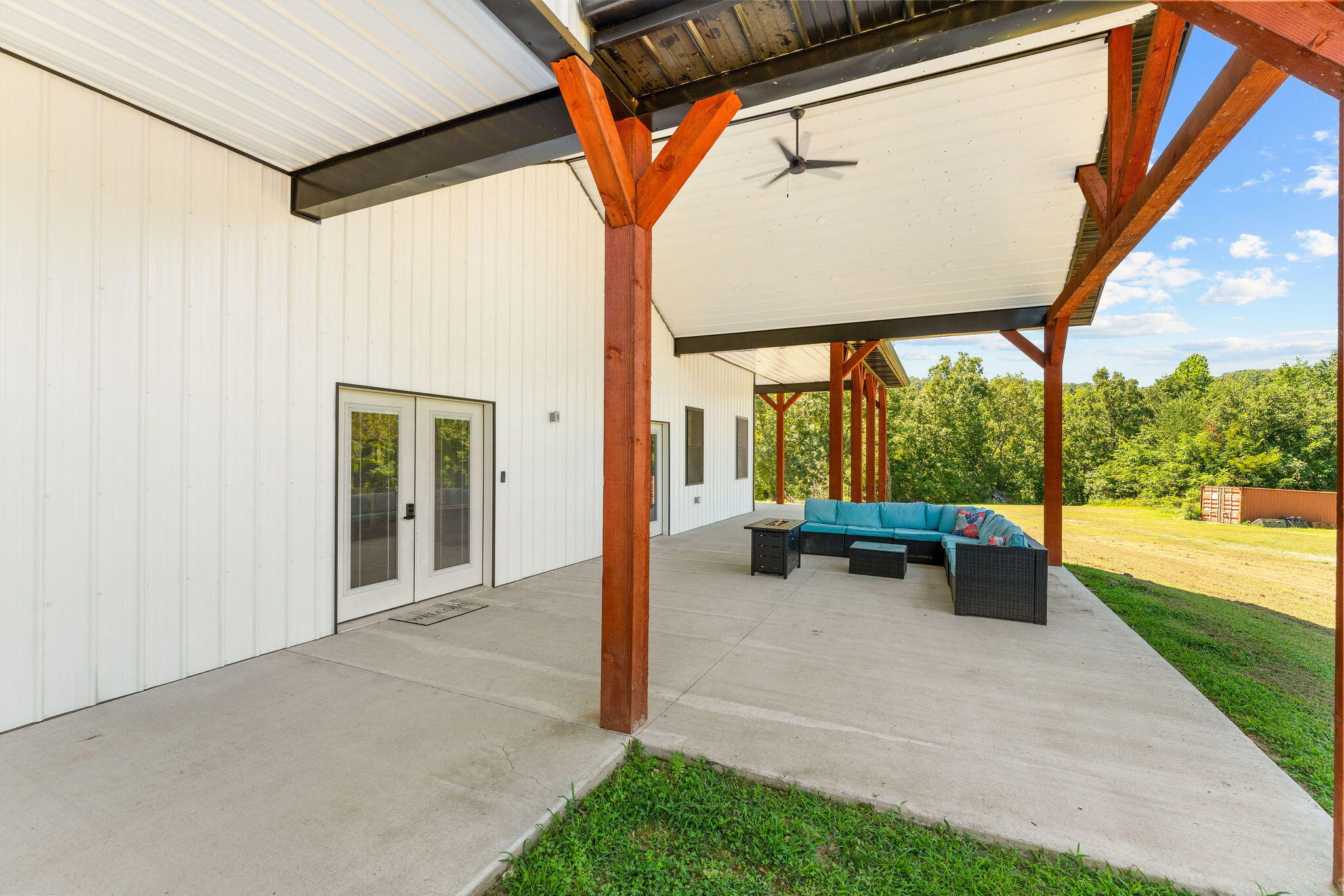 11597 Huckleberry Drive Property Photo 7