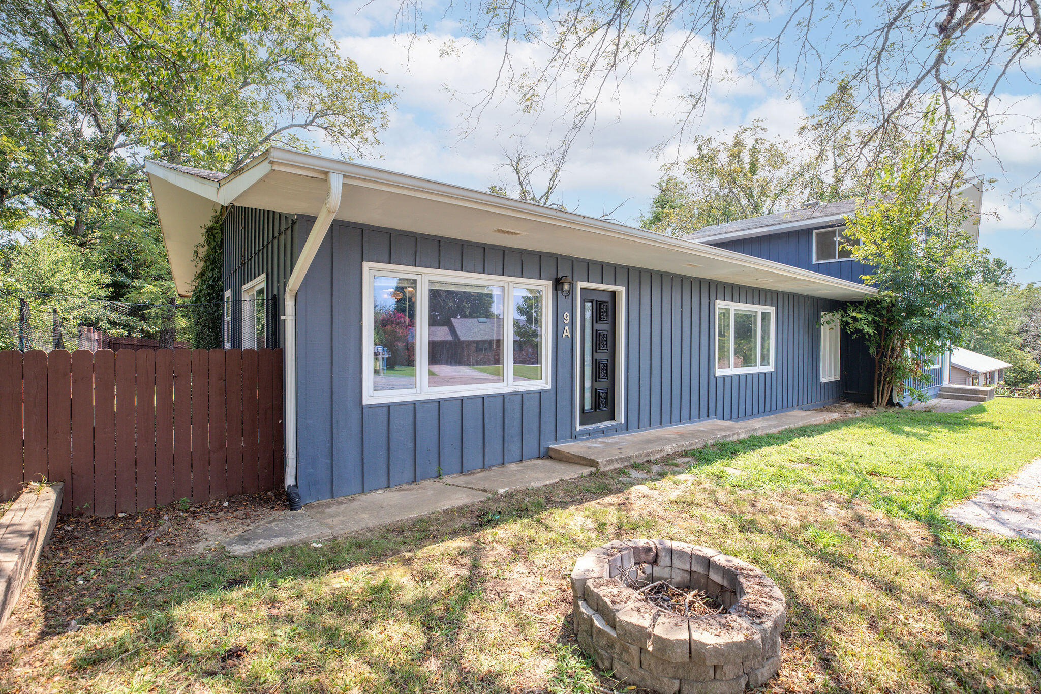 9 Sunset Street Property Photo 3