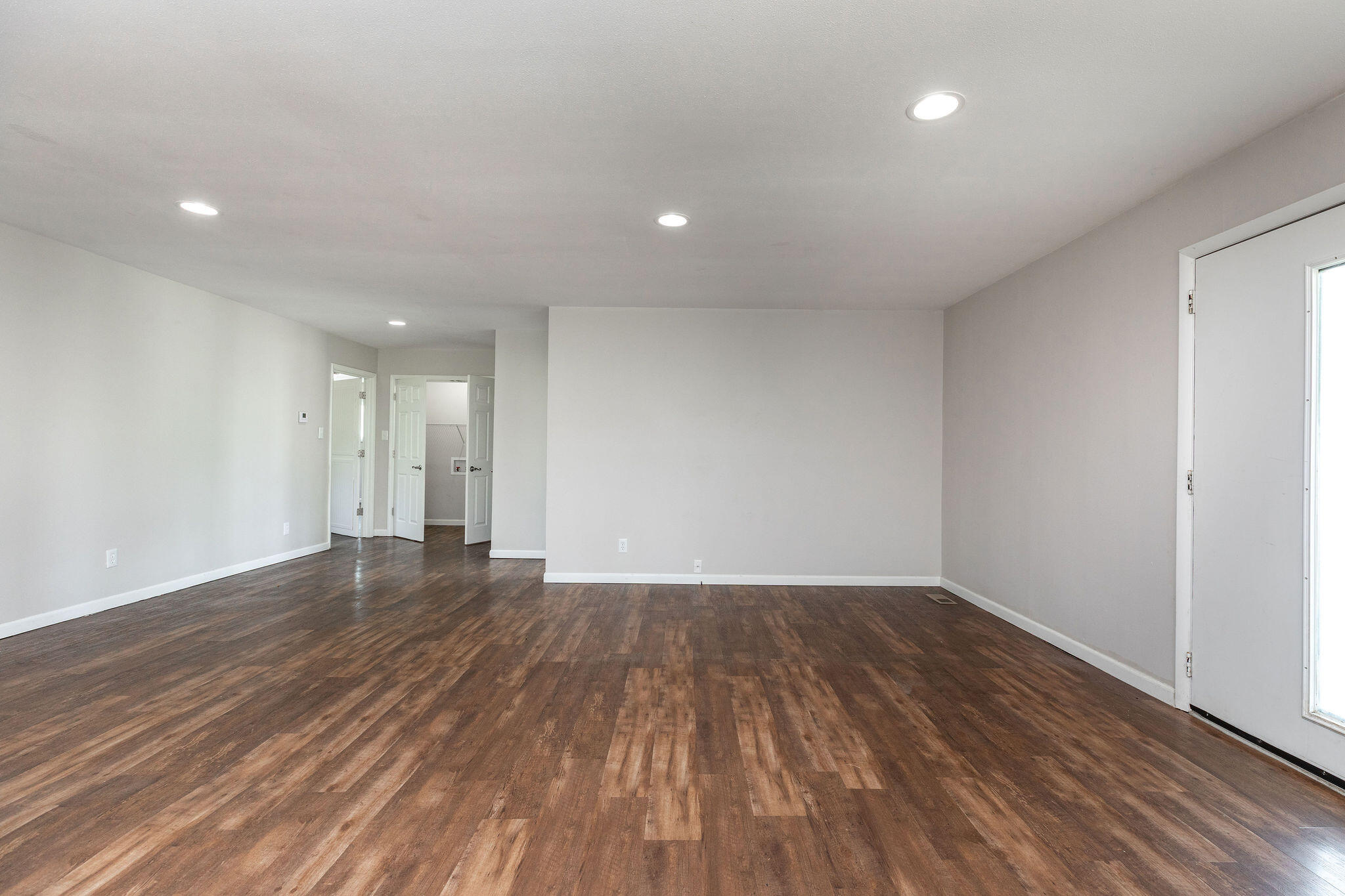 9 Sunset Street Property Photo 5