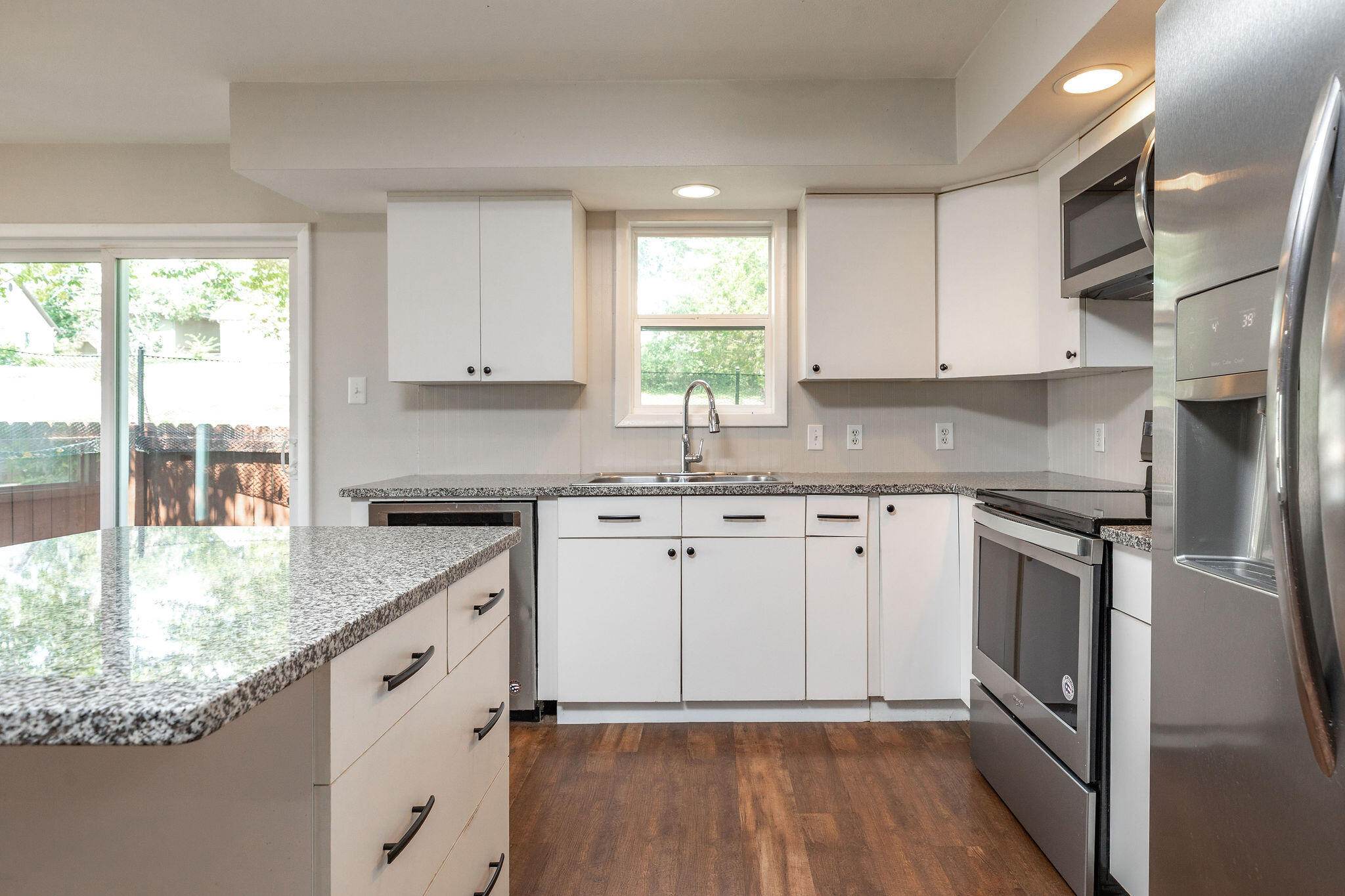 9 Sunset Street Property Photo 7