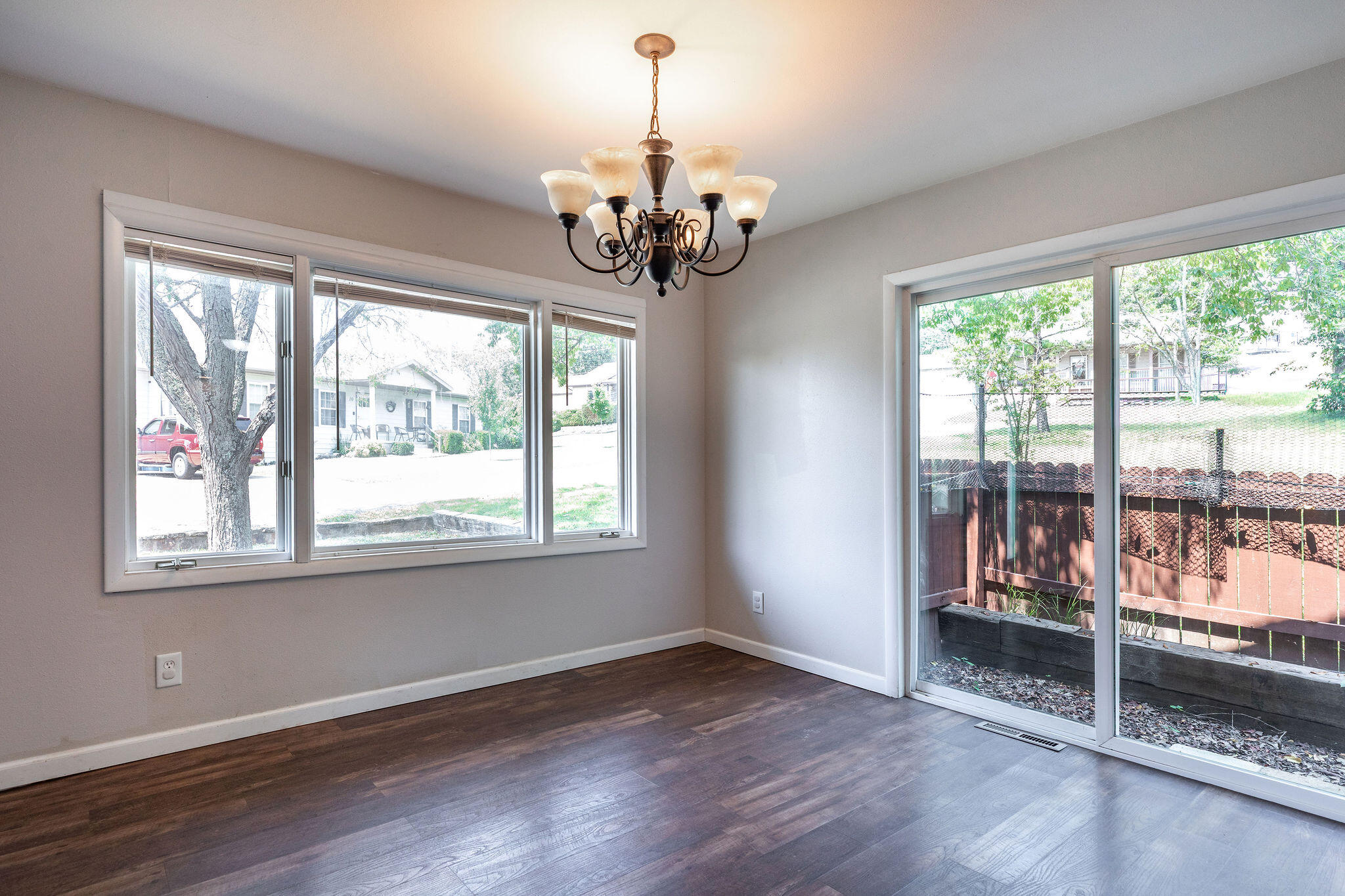 9 Sunset Street Property Photo 12