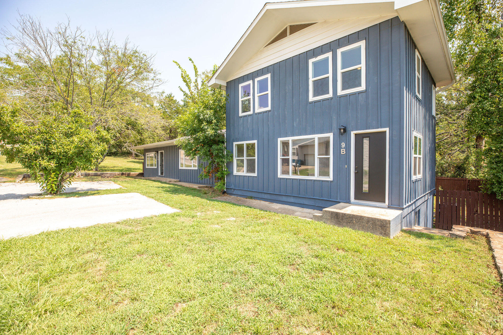 9 Sunset Street Property Photo 22